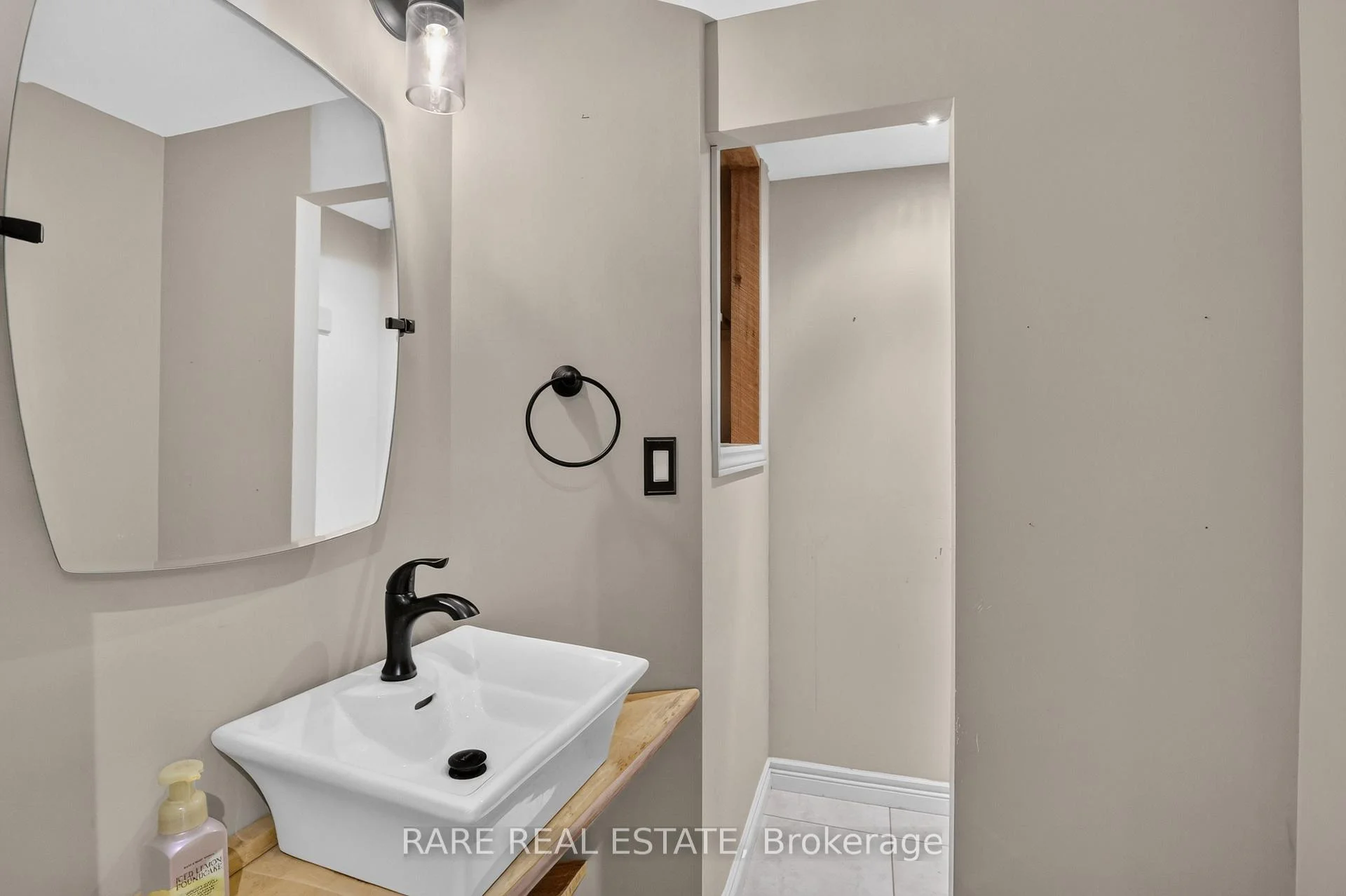 Photo 32 of 25 Edgewood Crescent, Clearview, New Lowell — HOMEH