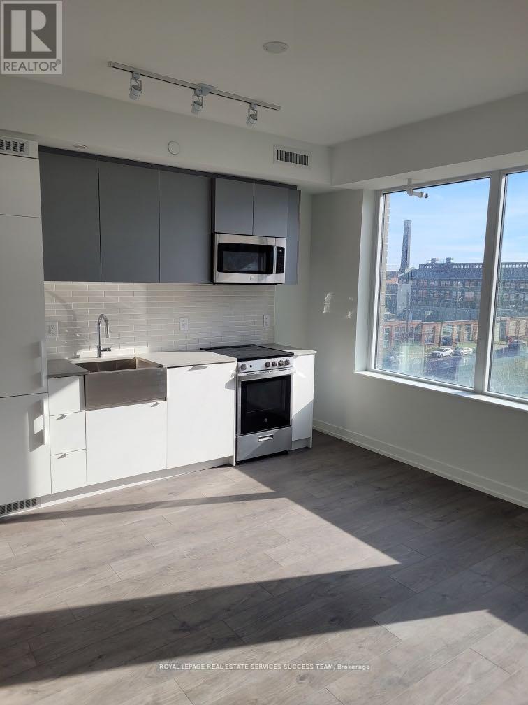 Photo 4 of Unit 308, 270 Dufferin Street, Toronto, South Parkdale — HOMEH