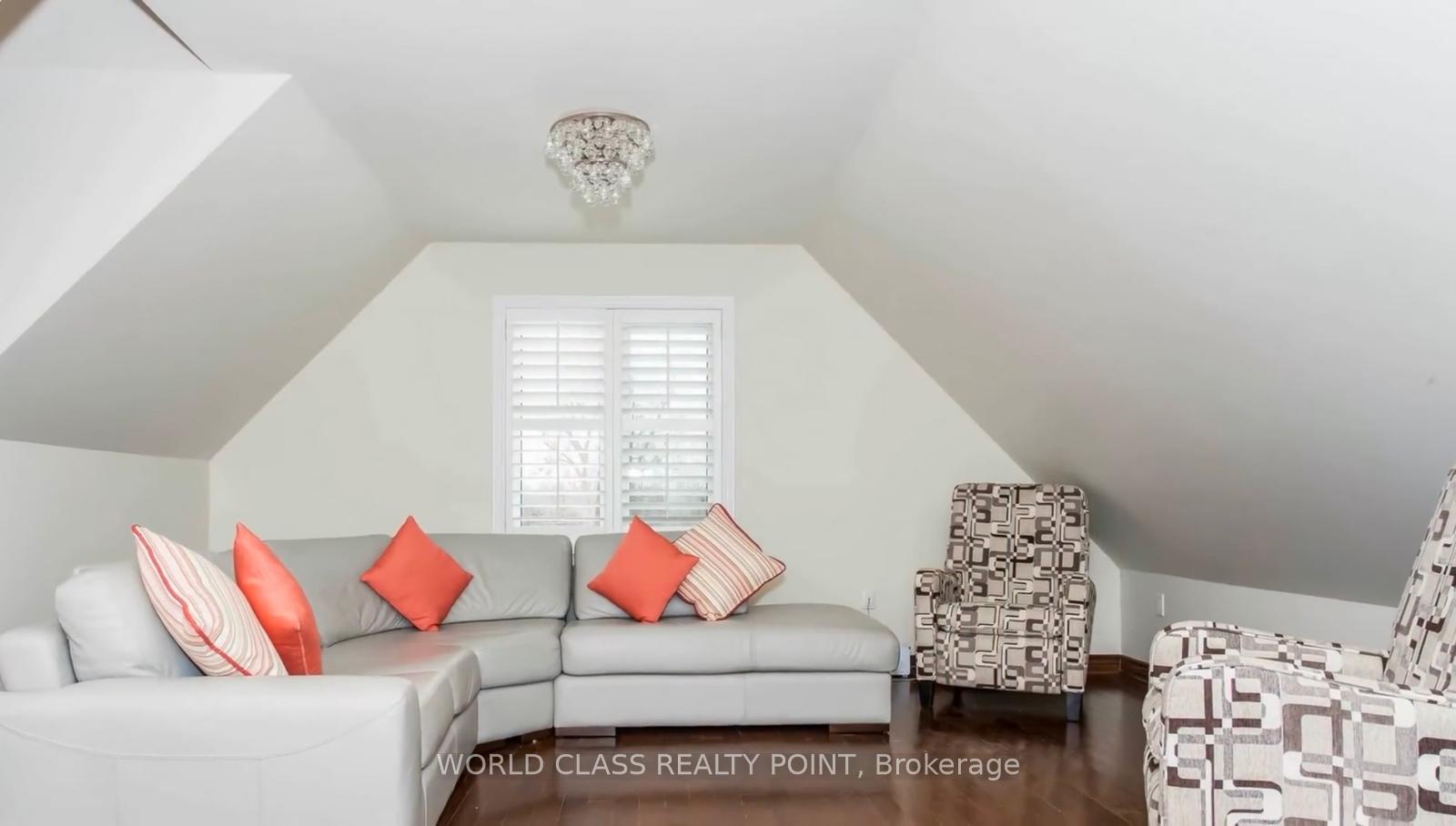 Photo 23 of 155 Meadowland Crescent, Milton, Campbellville — HOMEH