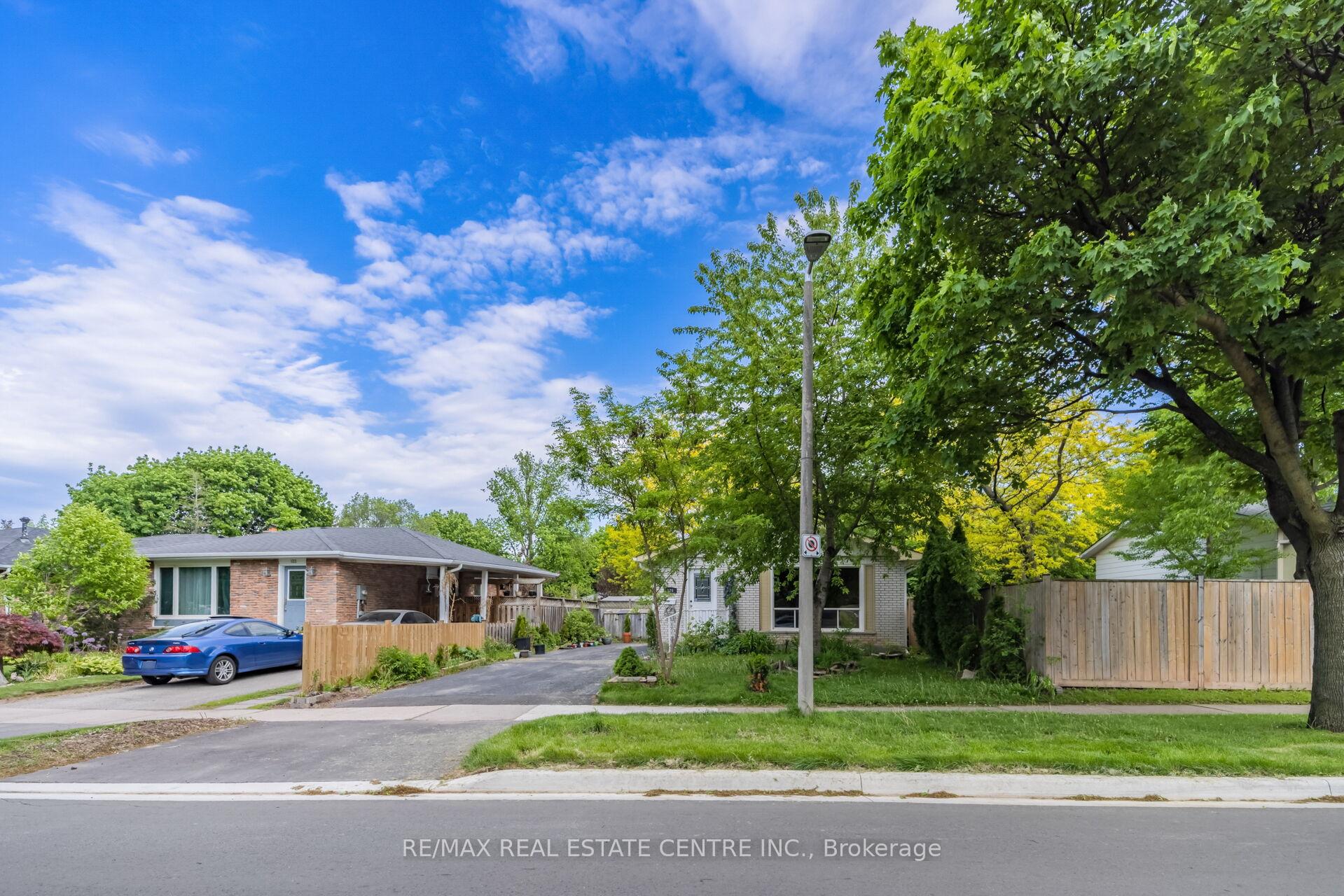 Photo 1 of Unit (Main), 126 Culham Street, Oakville, College Park — HOMEH
