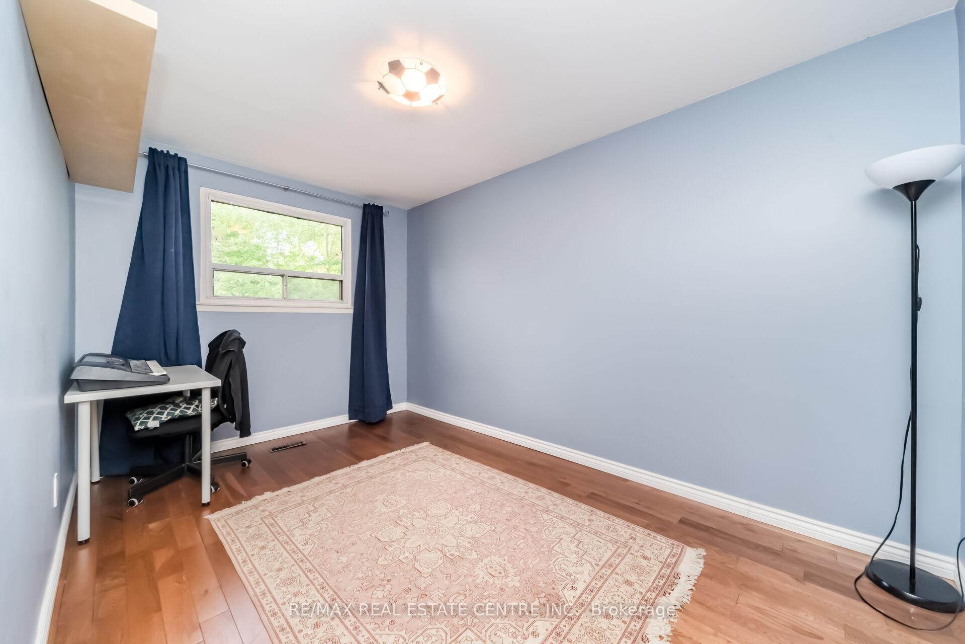 Photo 14 of Unit (Main), 126 Culham Street, Oakville, College Park — HOMEH