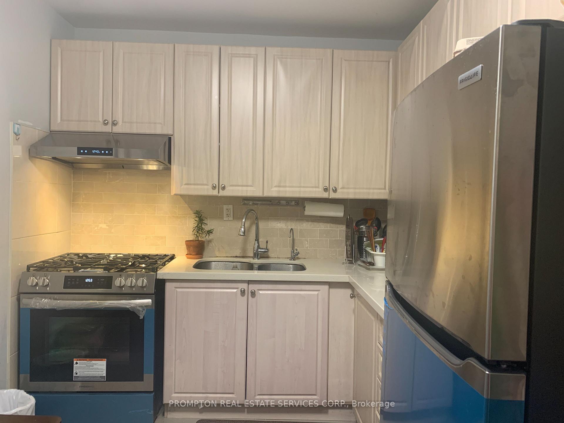 Photo 3 of 700 Dufferin Street, Toronto, Little Portugal — HOMEH