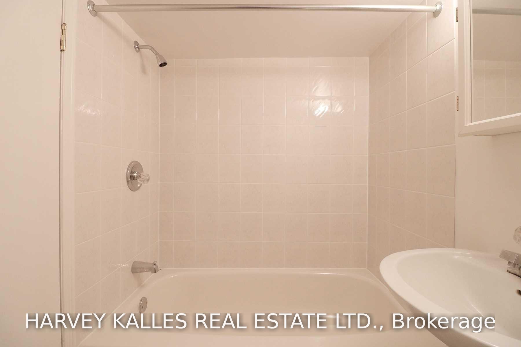 Photo 23 of 184 Duplex Avenue, Toronto, Yonge-Eglinton — HOMEH