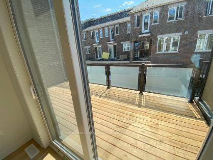 Photo 18 of 39 Wisla Avenue, Markham, Rural Markham — HOMEH