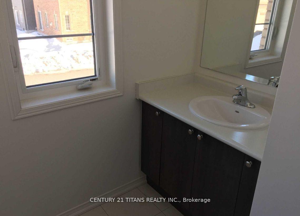Photo 10 of 241 South Ocean Drive, Oshawa, Windfields — HOMEH