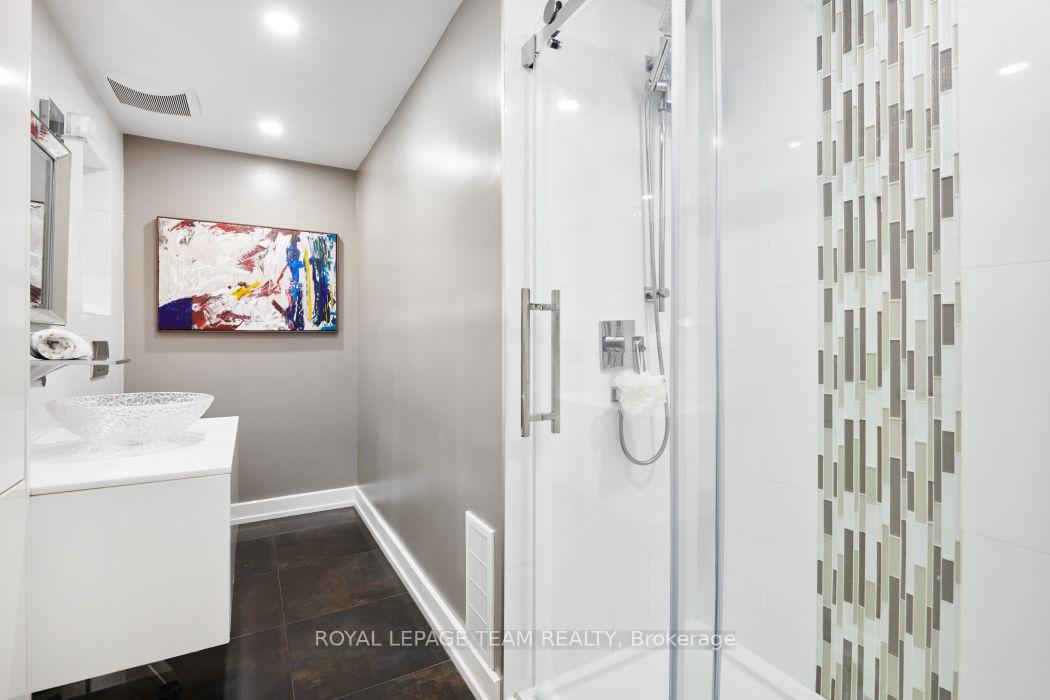Photo 57 of Unit 101C, 997 North River Road, Ottawa, Overbrook — HOMEH