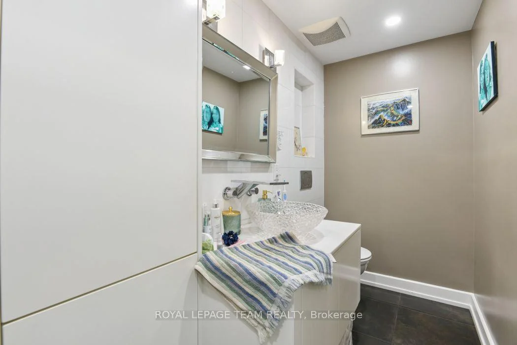 Photo 6 of Unit 101C, 997 North River Road, Ottawa, Overbrook — HOMEH