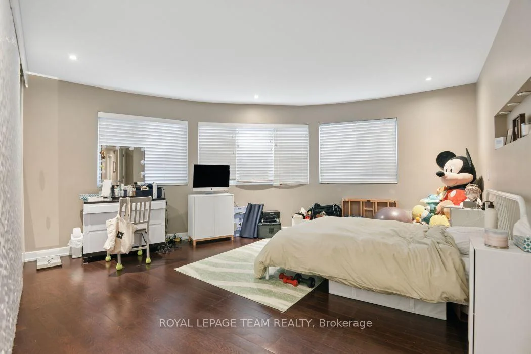 Photo 17 of Unit 101C, 997 North River Road, Ottawa, Overbrook — HOMEH