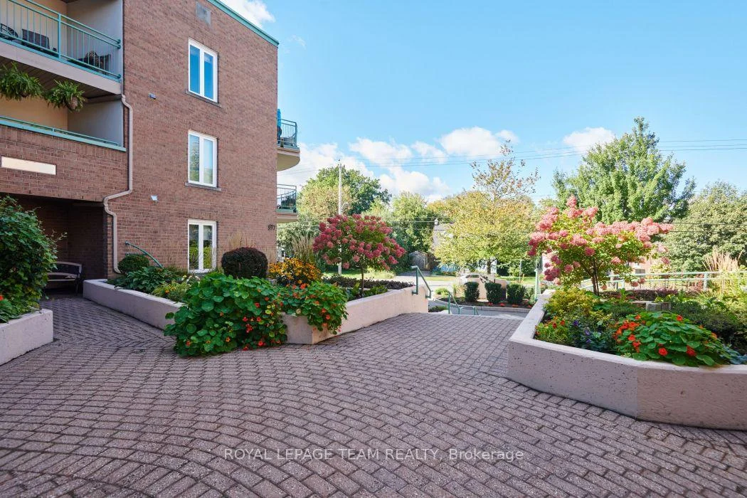 Photo 30 of Unit 101C, 997 North River Road, Ottawa, Overbrook — HOMEH
