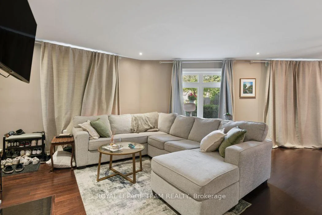 Photo 36 of Unit 101C, 997 North River Road, Ottawa, Overbrook — HOMEH