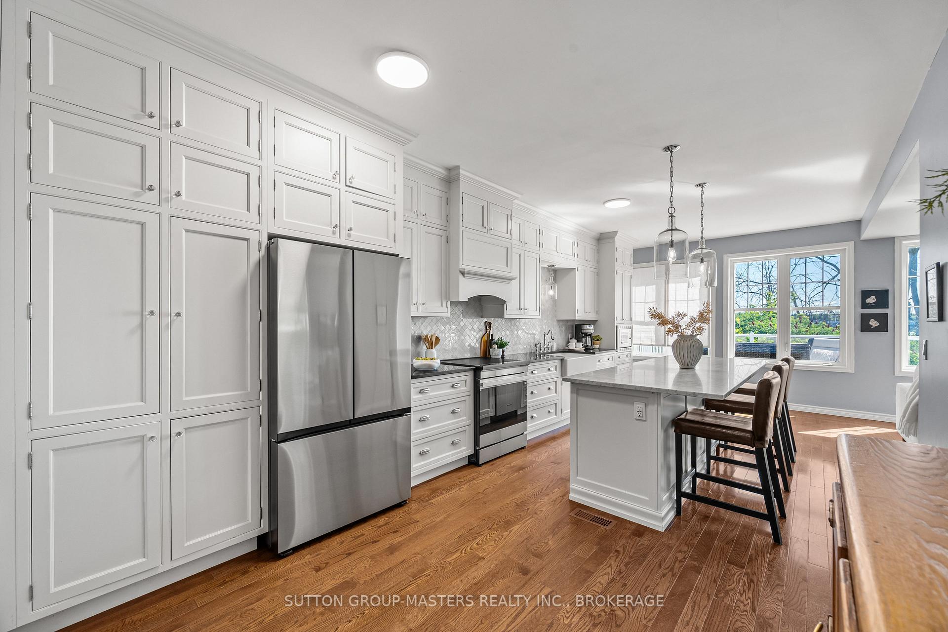 Photo 10 of 728 Newmarket Lane, Kingston, Rideau — HOMEH