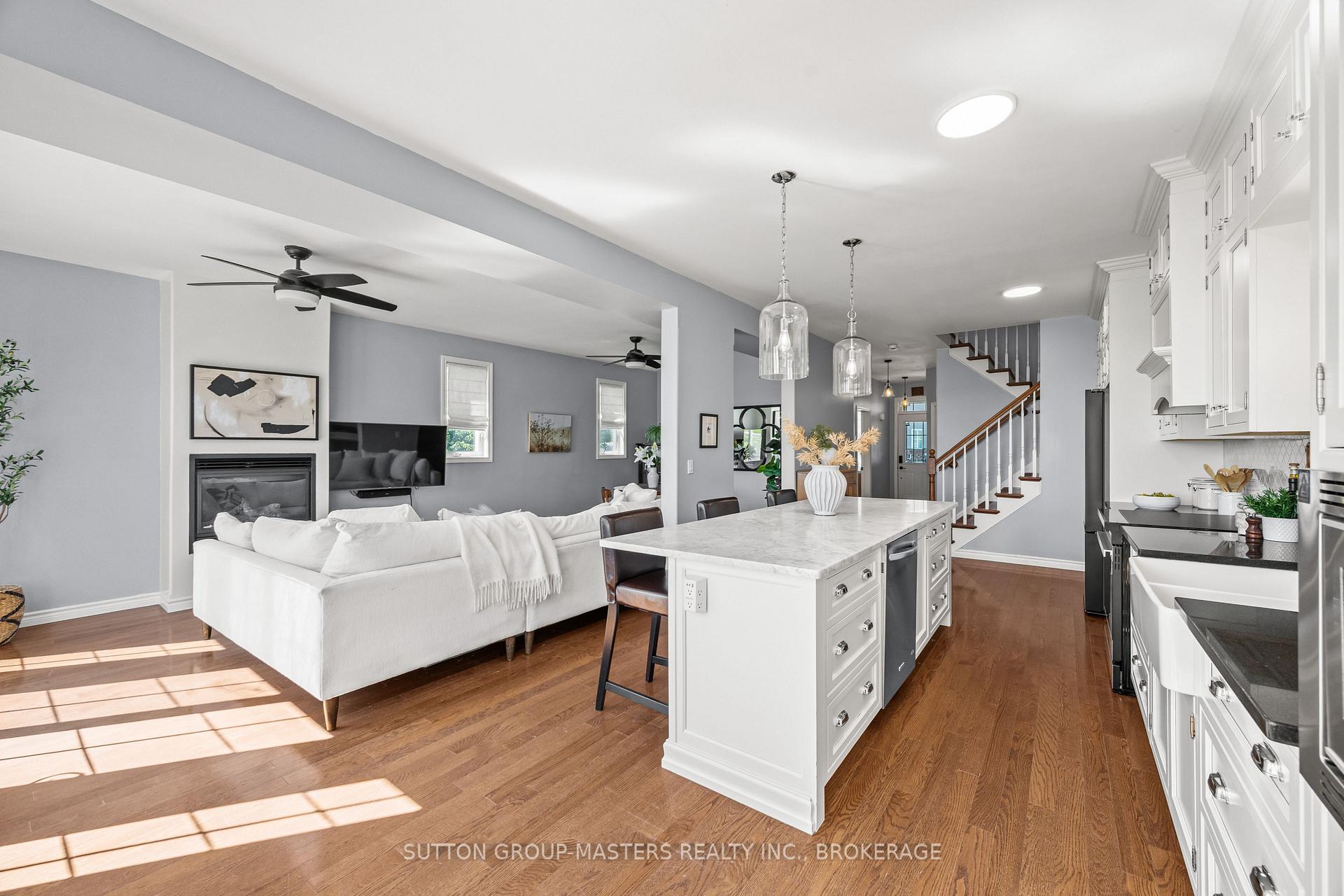 Photo 12 of 728 Newmarket Lane, Kingston, Rideau — HOMEH