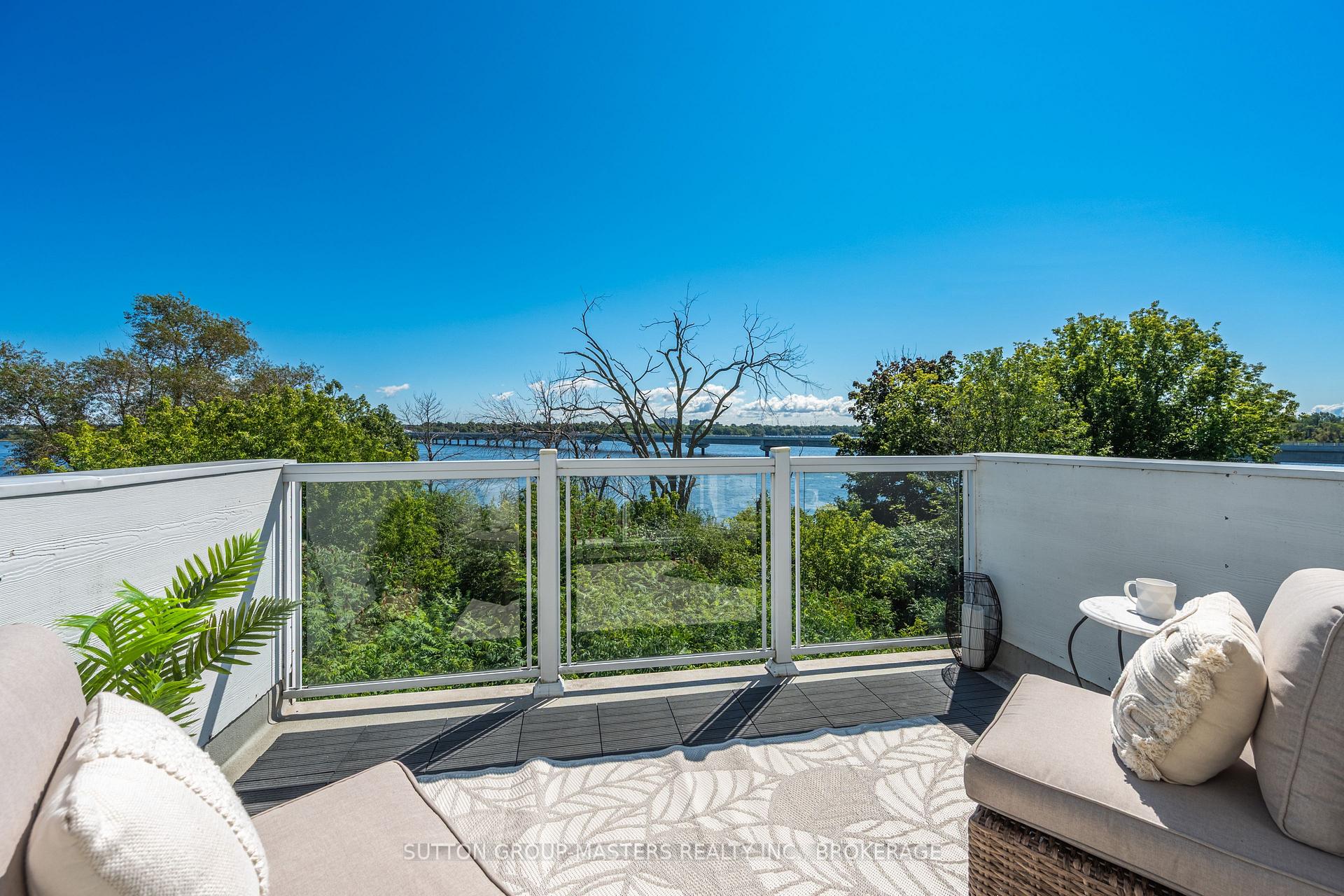 Photo 27 of 728 Newmarket Lane, Kingston, Rideau — HOMEH
