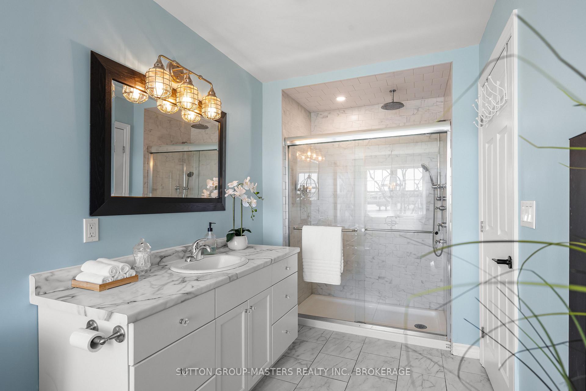 Photo 32 of 728 Newmarket Lane, Kingston, Rideau — HOMEH