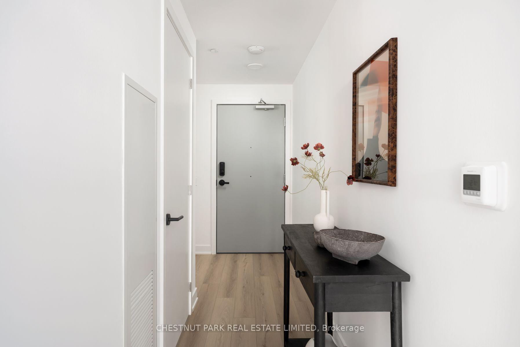 Photo 3 of Unit 907, 758 Dovercourt Road, Toronto, Dovercourt-Wallace Emerson-Junction — HOMEH