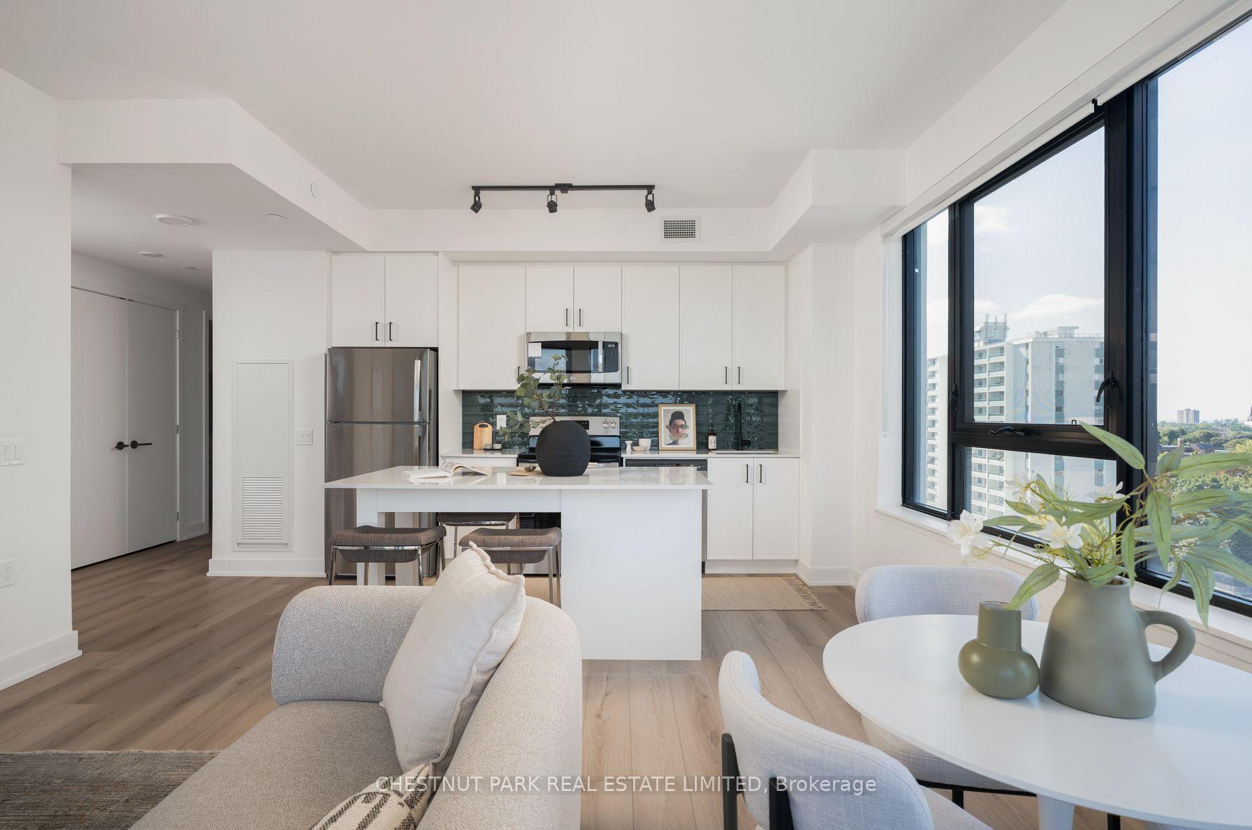 Photo 4 of Unit 907, 758 Dovercourt Road, Toronto, Dovercourt-Wallace Emerson-Junction — HOMEH