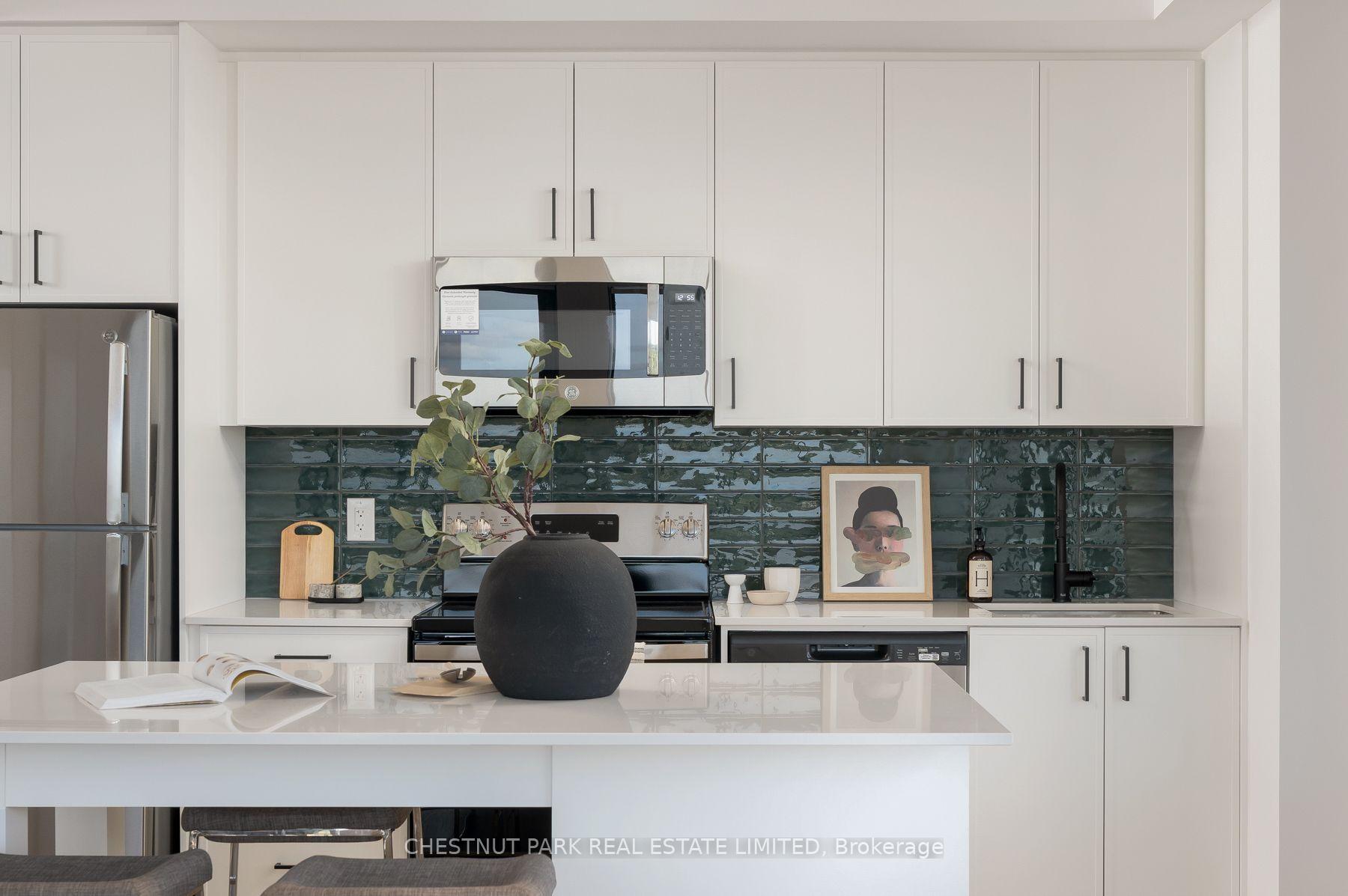 Photo 12 of Unit 907, 758 Dovercourt Road, Toronto, Dovercourt-Wallace Emerson-Junction — HOMEH