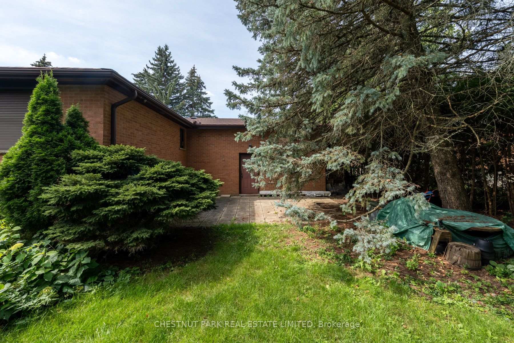 Photo 14 of 27 Oakcrest Avenue, Markham, Village Green-South Unionville — HOMEH
