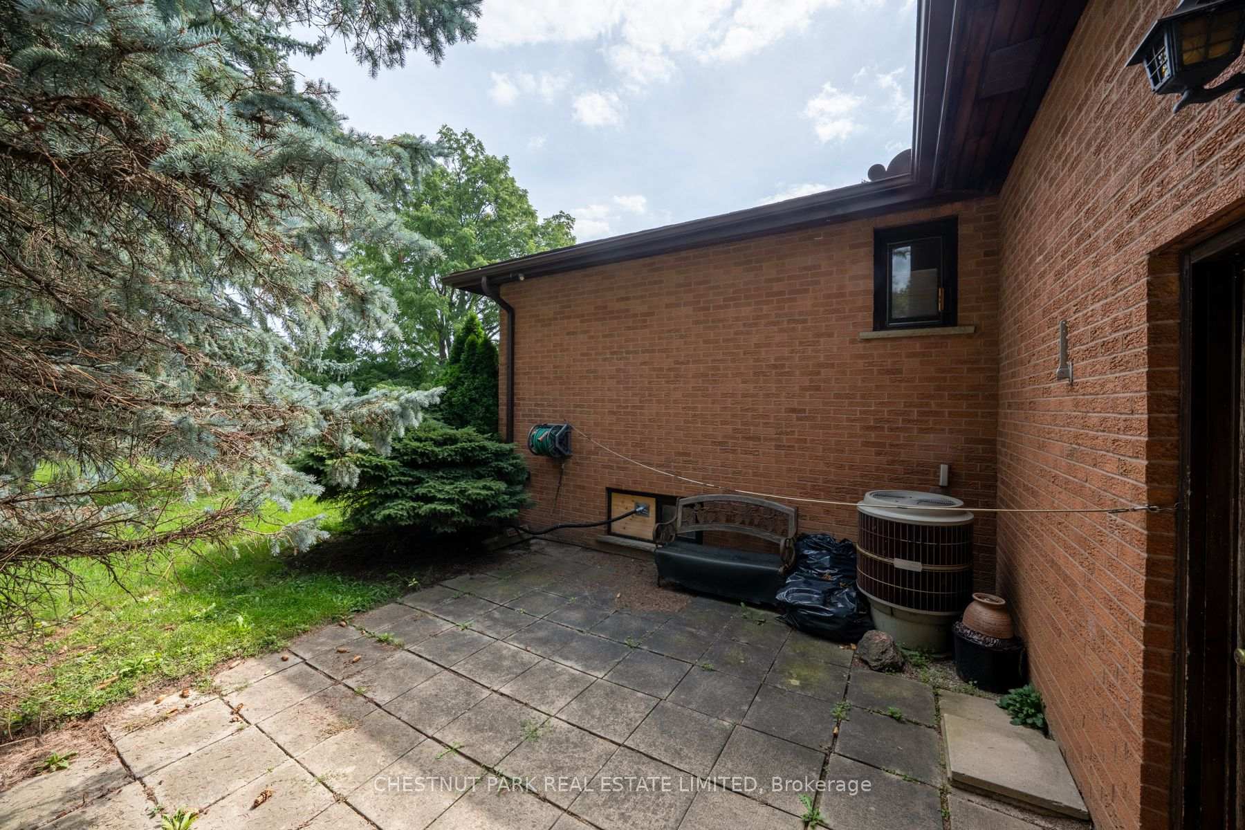 Photo 16 of 27 Oakcrest Avenue, Markham, Village Green-South Unionville — HOMEH