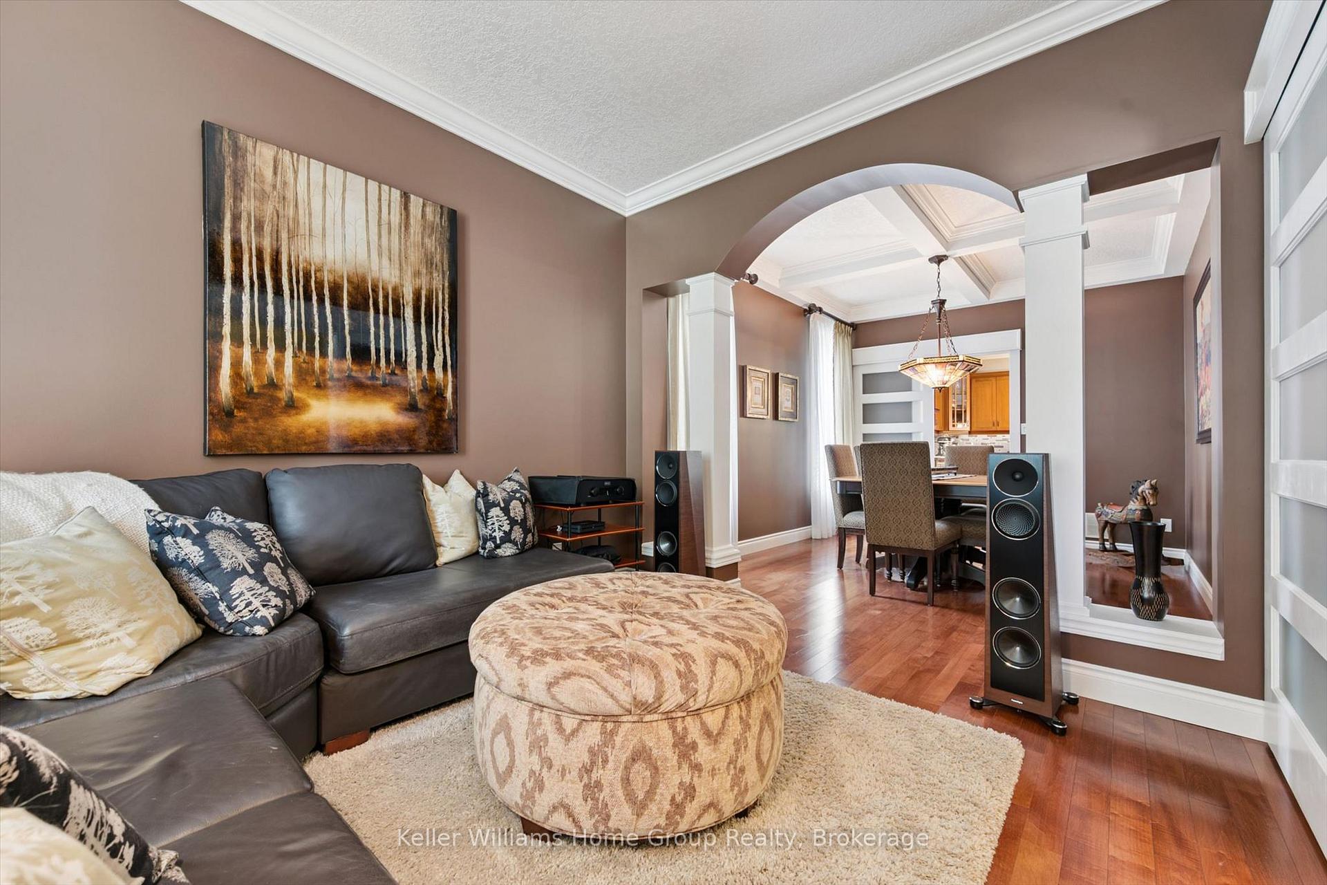Photo 7 of 653 Panchara Place, Waterloo, Lexington — HOMEH