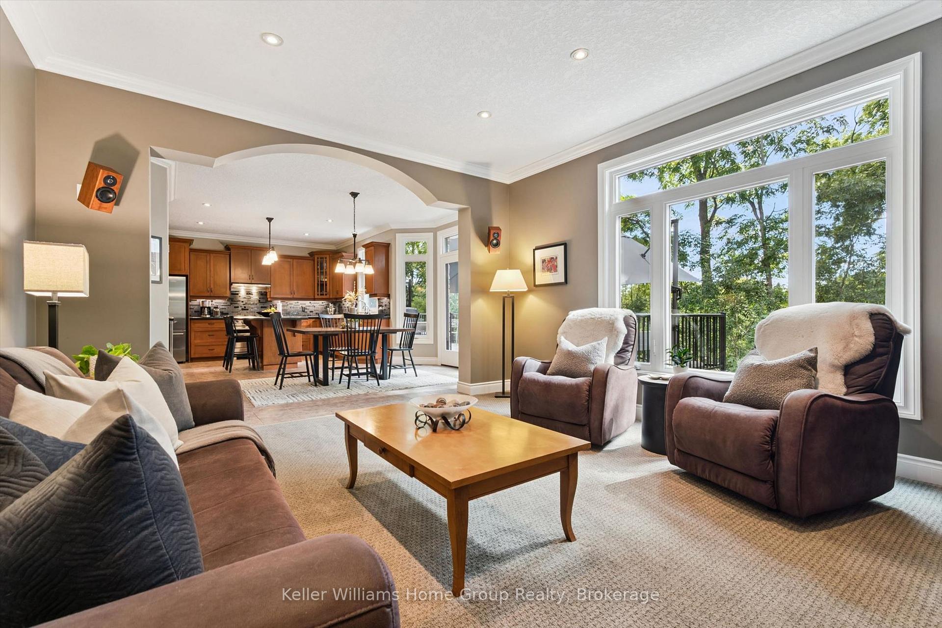 Photo 11 of 653 Panchara Place, Waterloo, Lexington — HOMEH