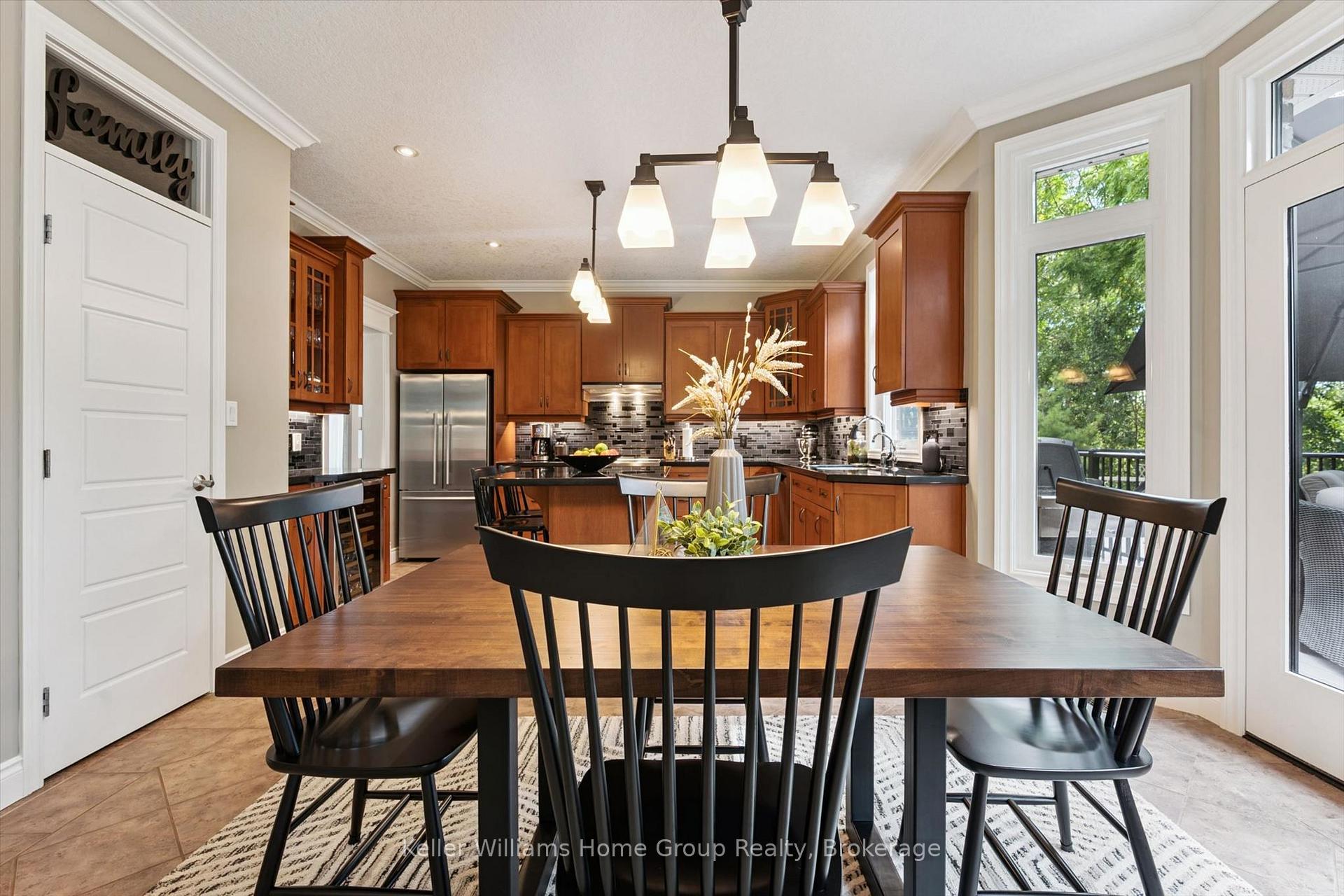 Photo 13 of 653 Panchara Place, Waterloo, Lexington — HOMEH