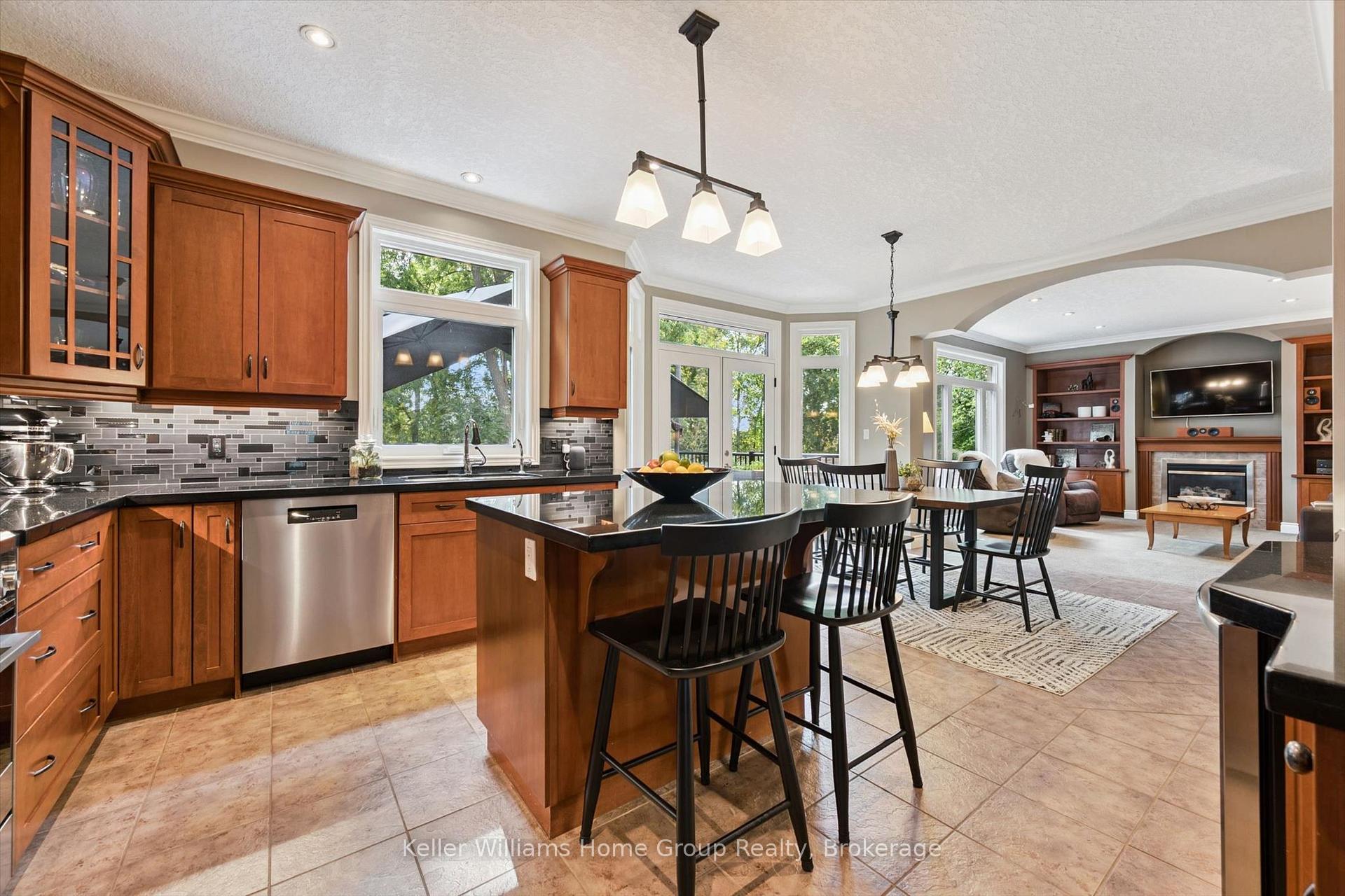Photo 16 of 653 Panchara Place, Waterloo, Lexington — HOMEH