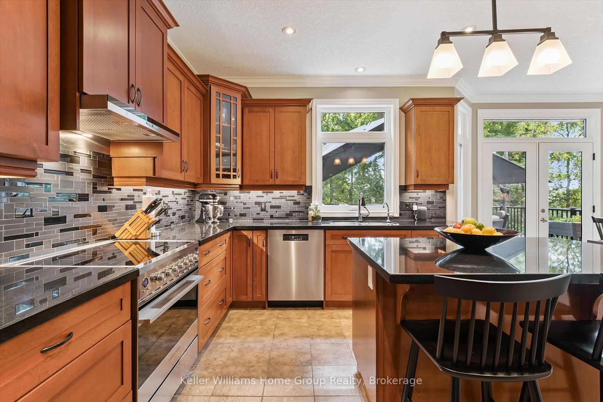 Photo 17 of 653 Panchara Place, Waterloo, Lexington — HOMEH