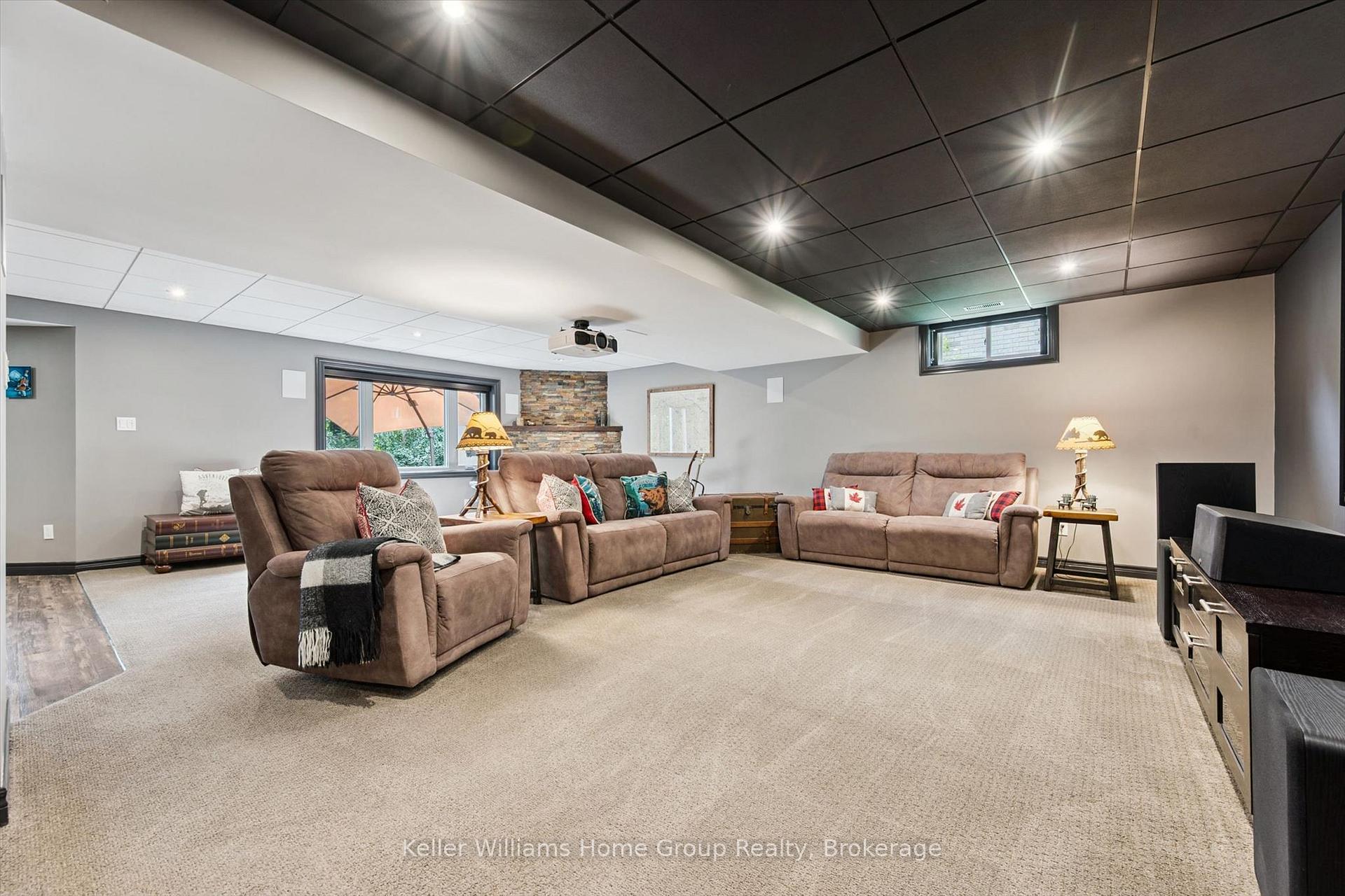 Photo 30 of 653 Panchara Place, Waterloo, Lexington — HOMEH