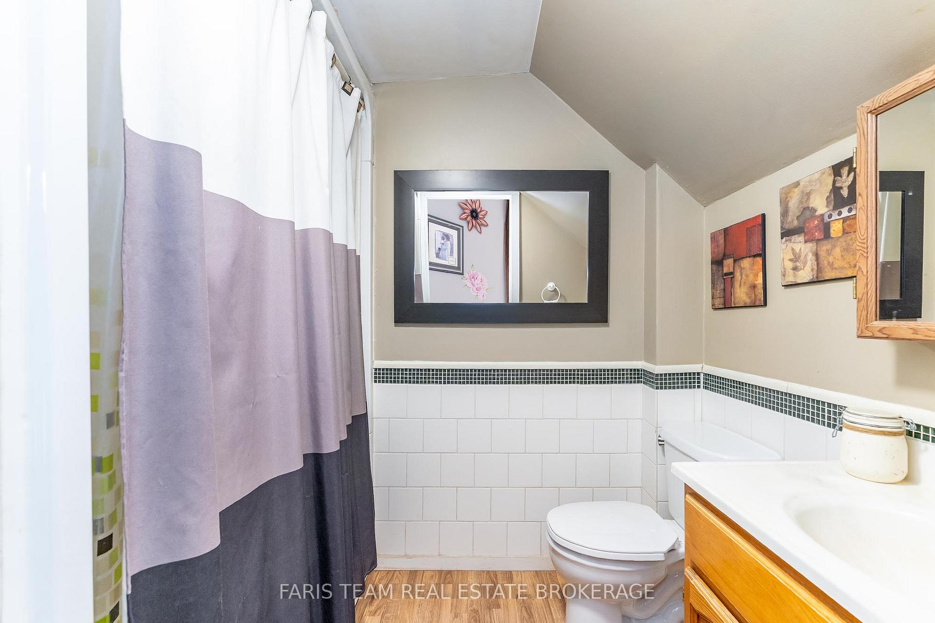 Photo 19 of 390 Mildred Street, Midland — HOMEH