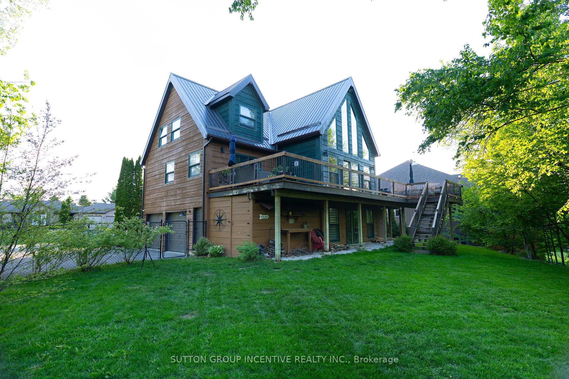 Photo 6 of 17 Bridle Path, Oro-Medonte, Horseshoe Valley — HOMEH