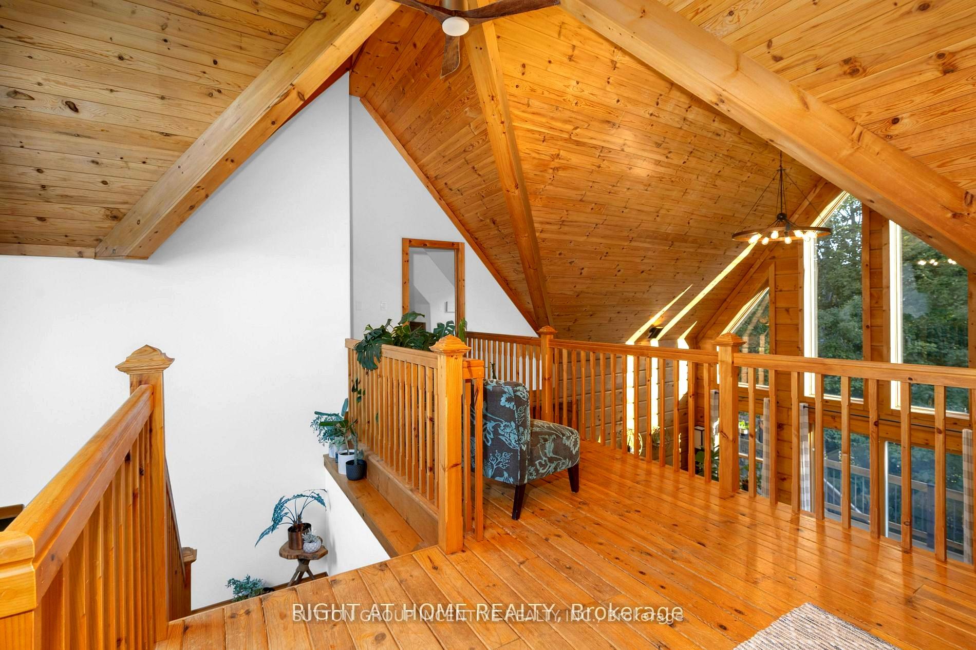 Photo 33 of 17 Bridle Path, Oro-Medonte, Horseshoe Valley — HOMEH