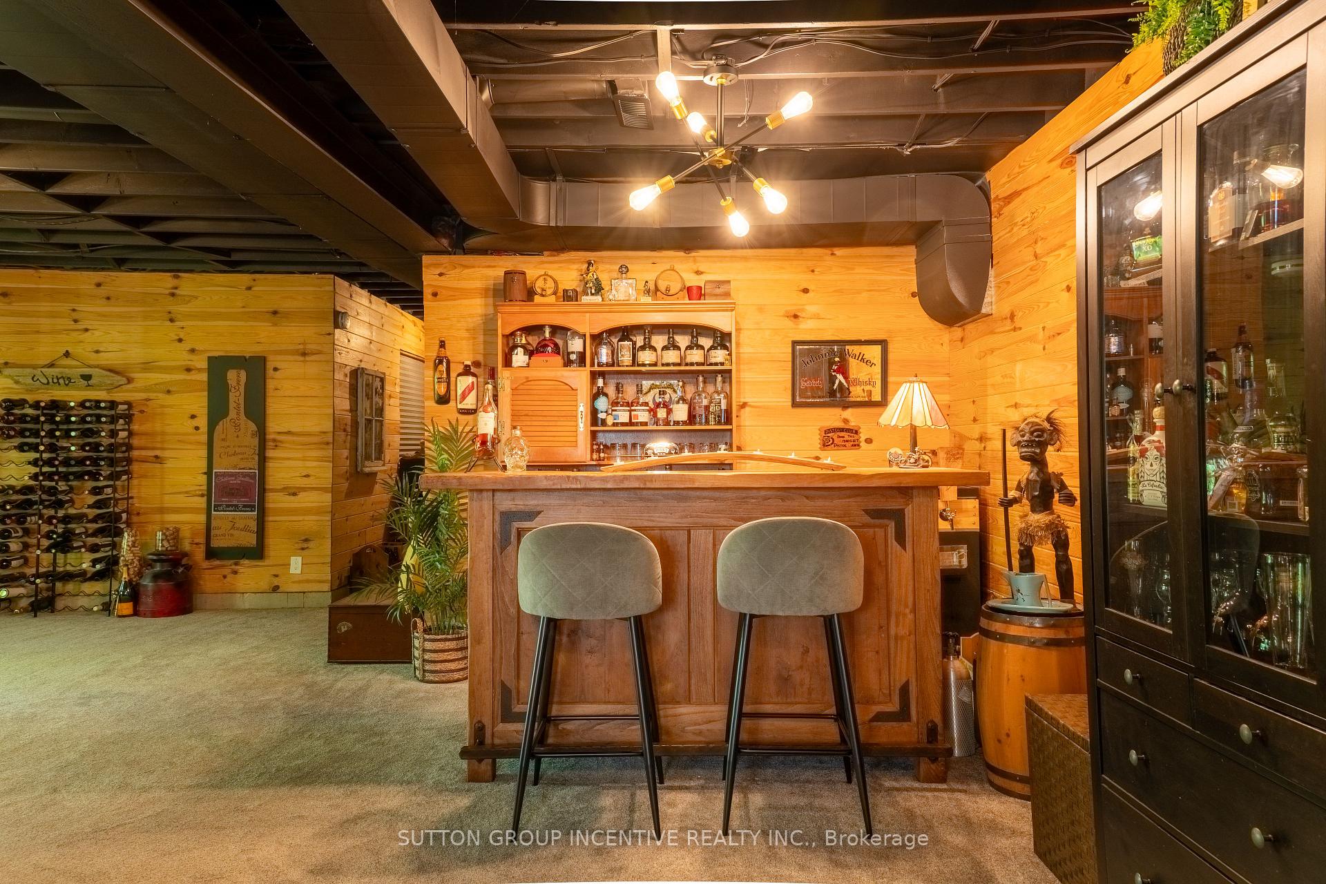 Photo 40 of 17 Bridle Path, Oro-Medonte, Horseshoe Valley — HOMEH