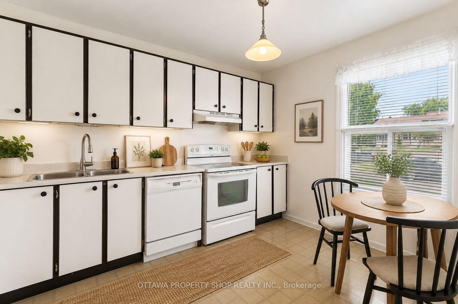 Photo 6 of Unit 78, 3344 Uplands Drive, Ottawa, Hunt Club — HOMEH