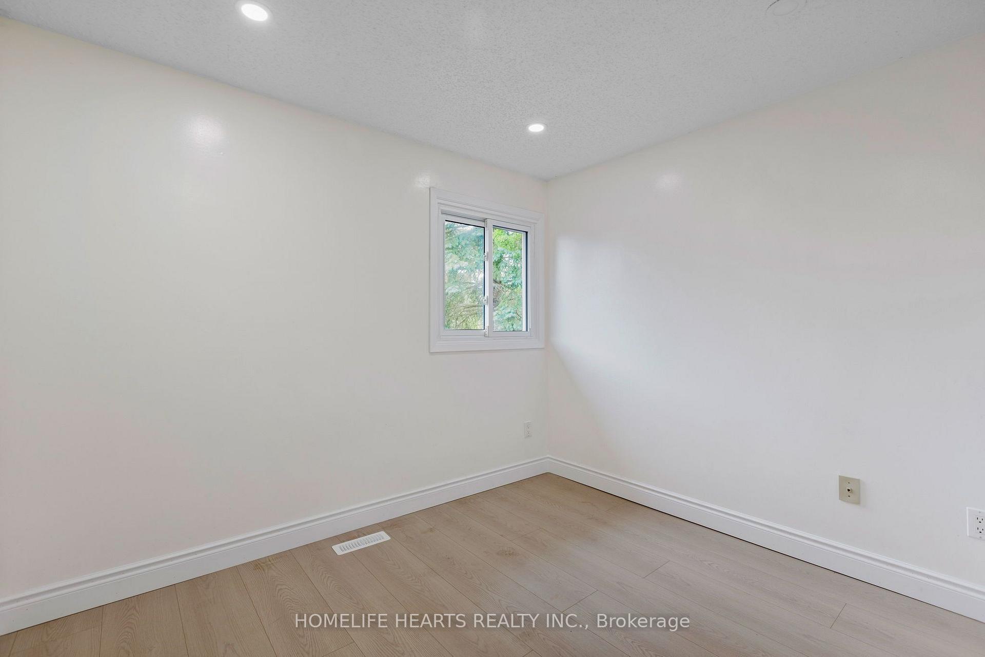 Photo 7 of 36 Lachlan Drive, Ajax, Central West — HOMEH