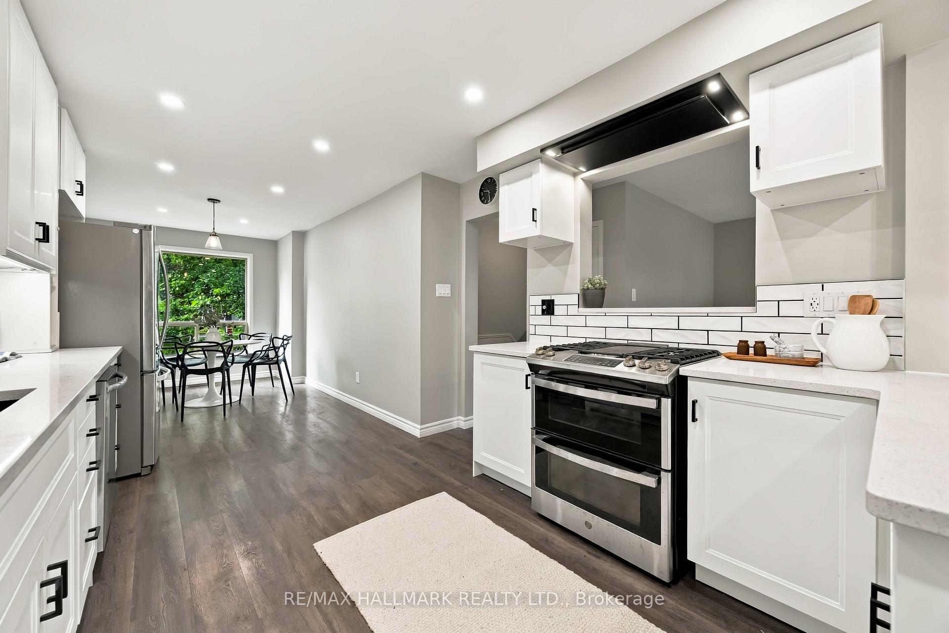 Photo 14 of 516 Creekview Circle, Pickering, West Shore — HOMEH