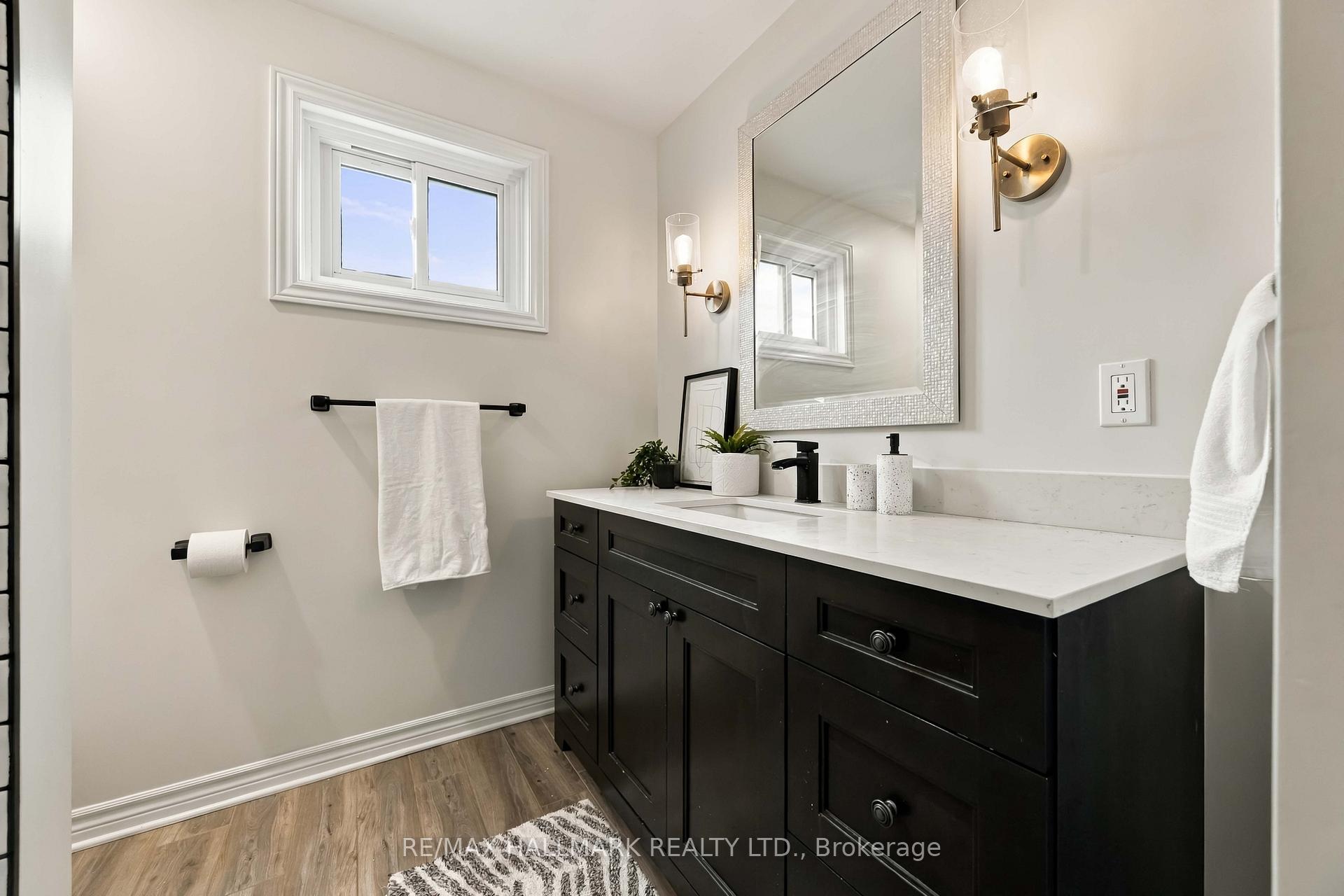 Photo 29 of 516 Creekview Circle, Pickering, West Shore — HOMEH