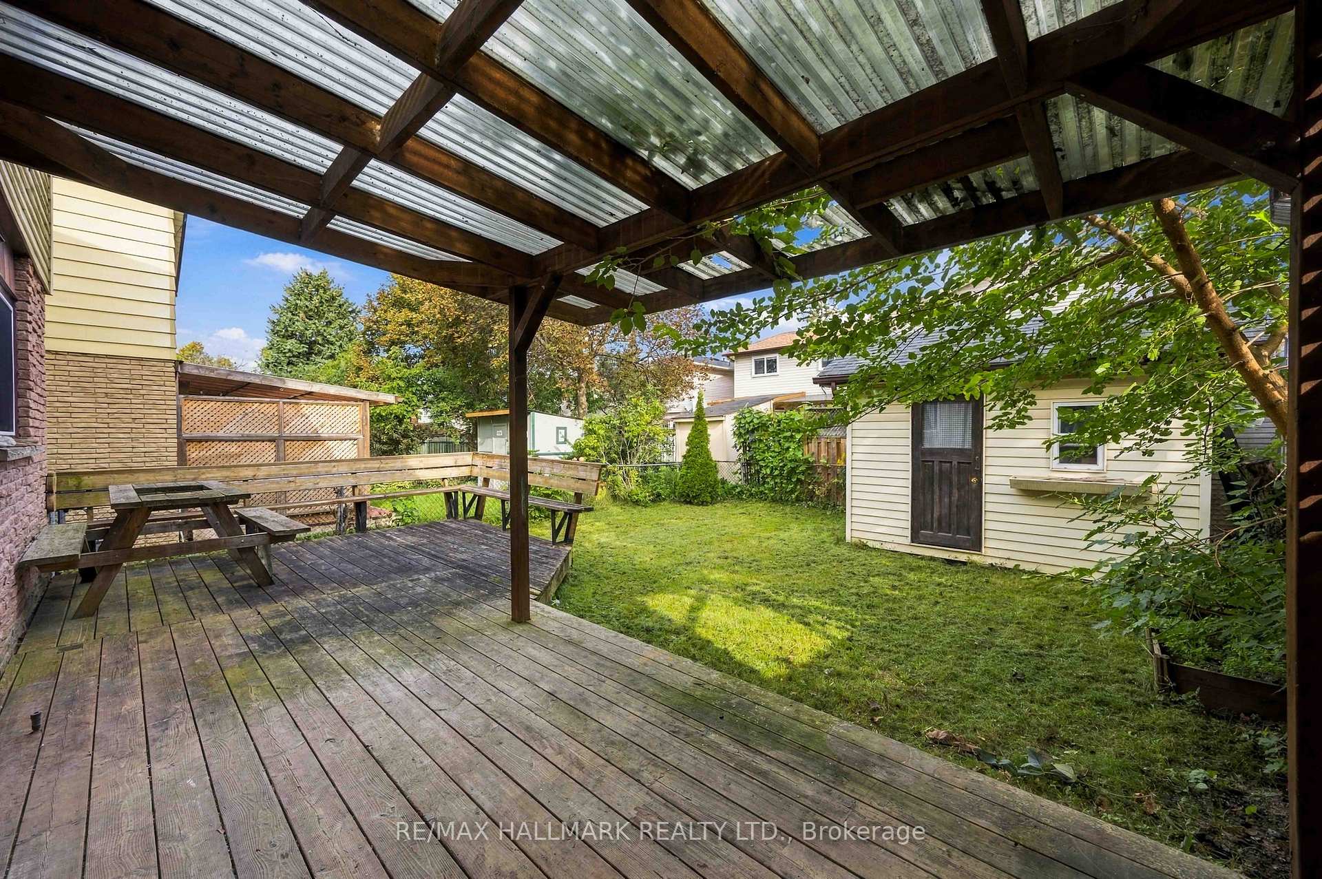 Photo 38 of 516 Creekview Circle, Pickering, West Shore — HOMEH