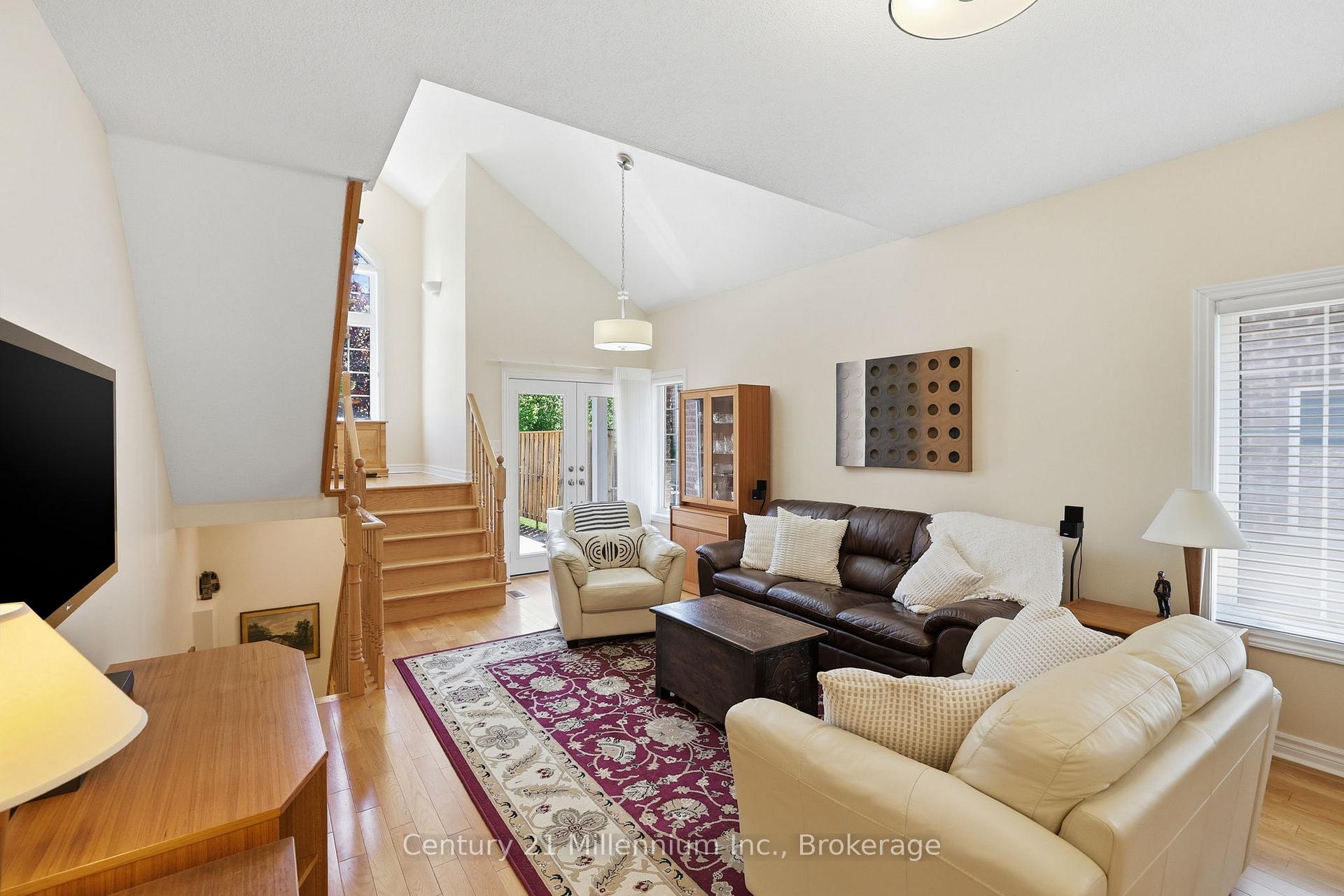 Photo 7 of 18 Thomas Drive, Collingwood — HOMEH