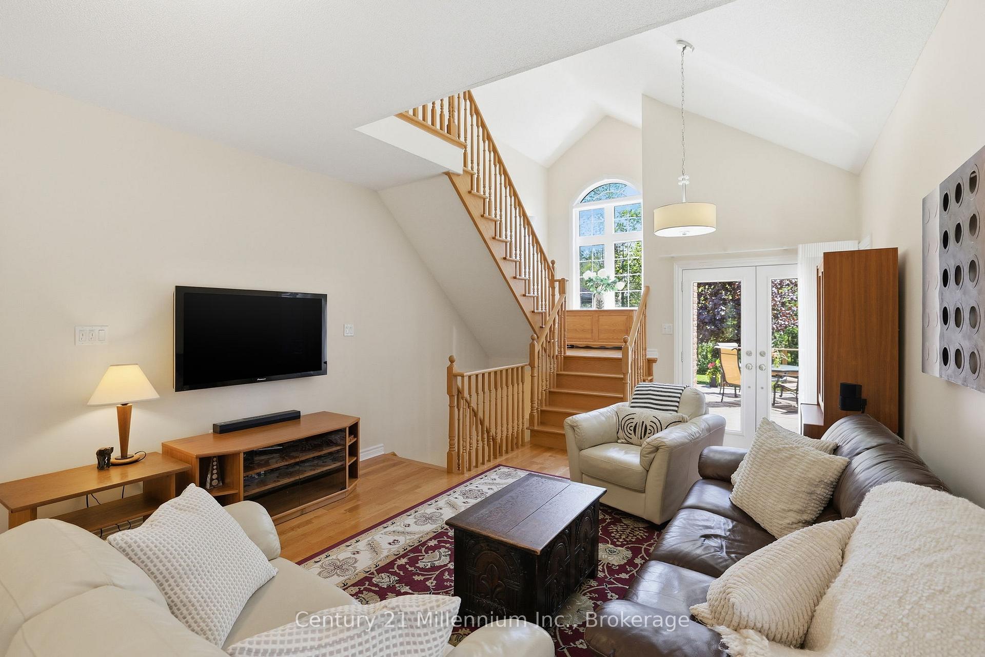 Photo 25 of 18 Thomas Drive, Collingwood — HOMEH