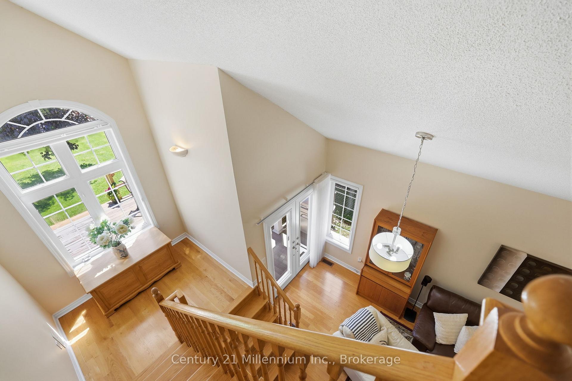 Photo 26 of 18 Thomas Drive, Collingwood — HOMEH