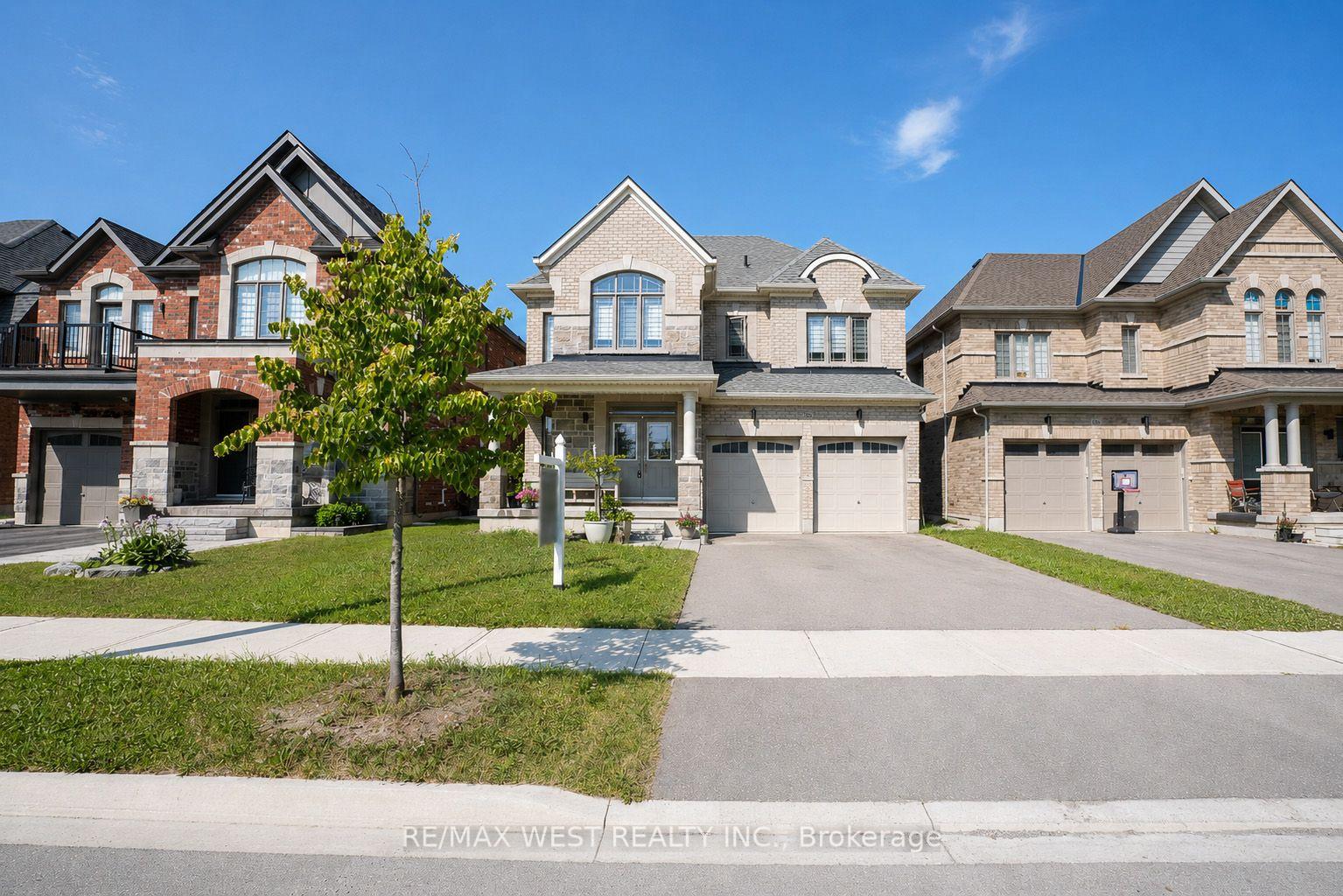 Front of 206 Dog Wood Boulevard