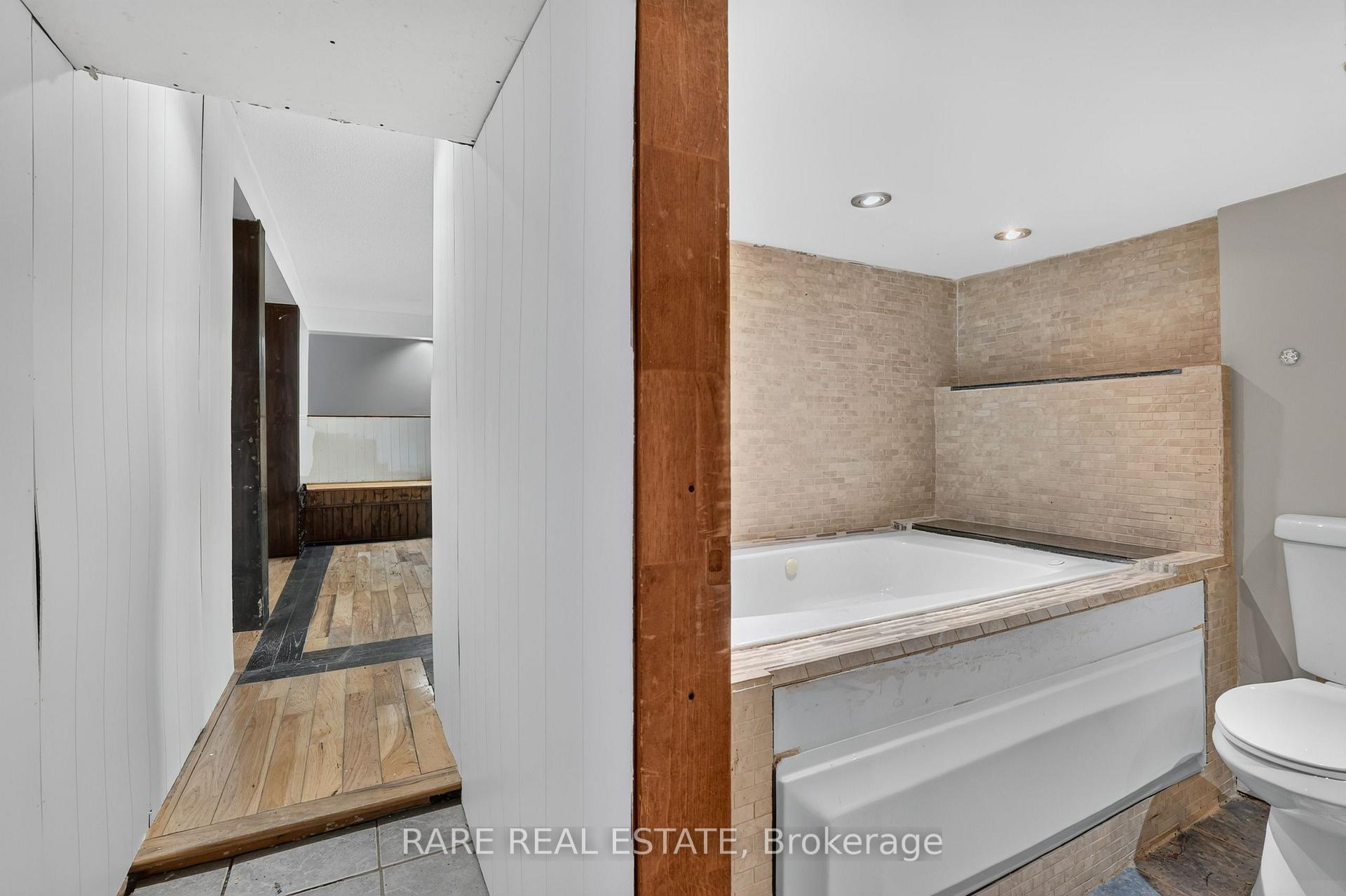 Photo 30 of 14 Pineway Court, Clearview, New Lowell — HOMEH
