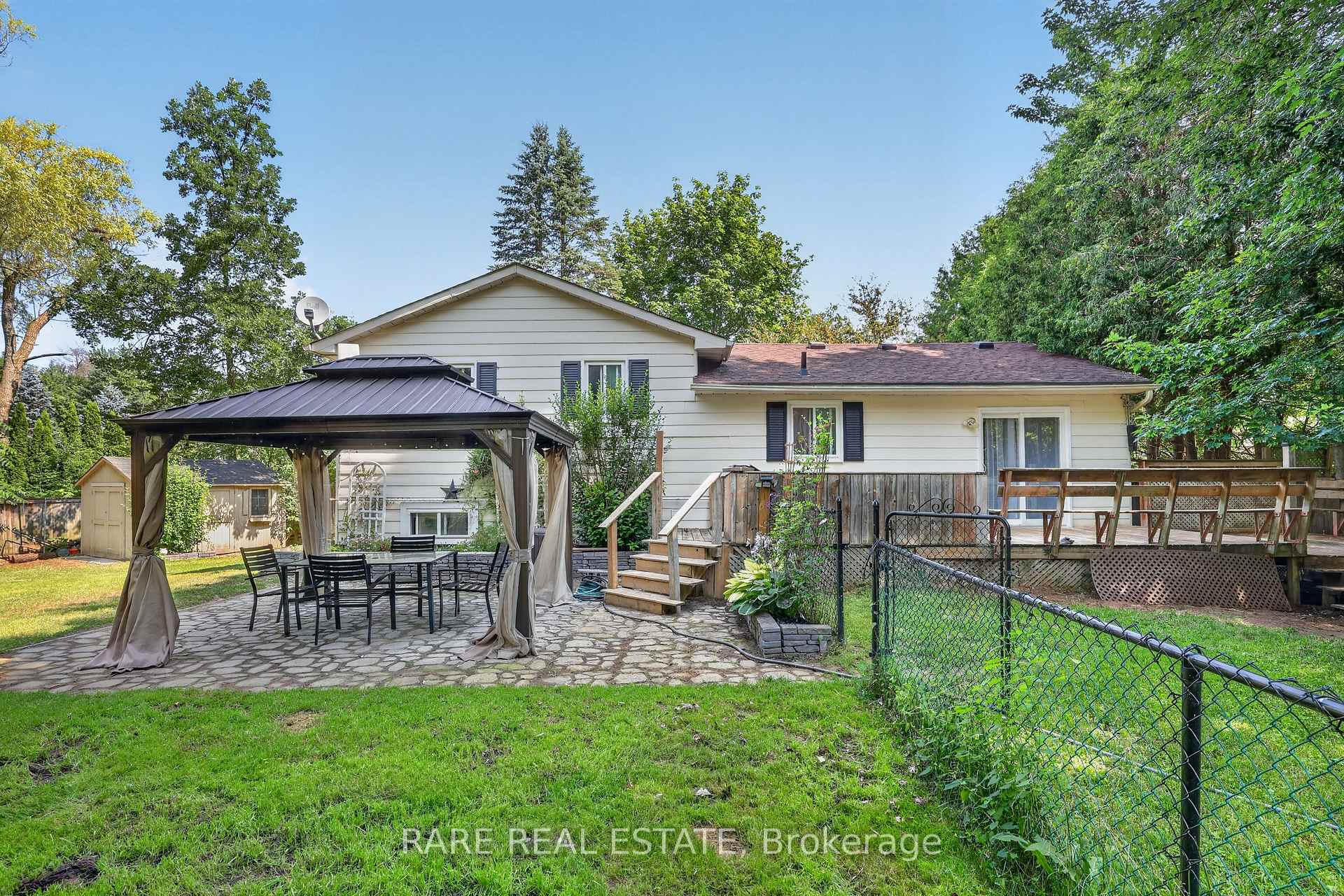 Photo 31 of 14 Pineway Court, Clearview, New Lowell — HOMEH