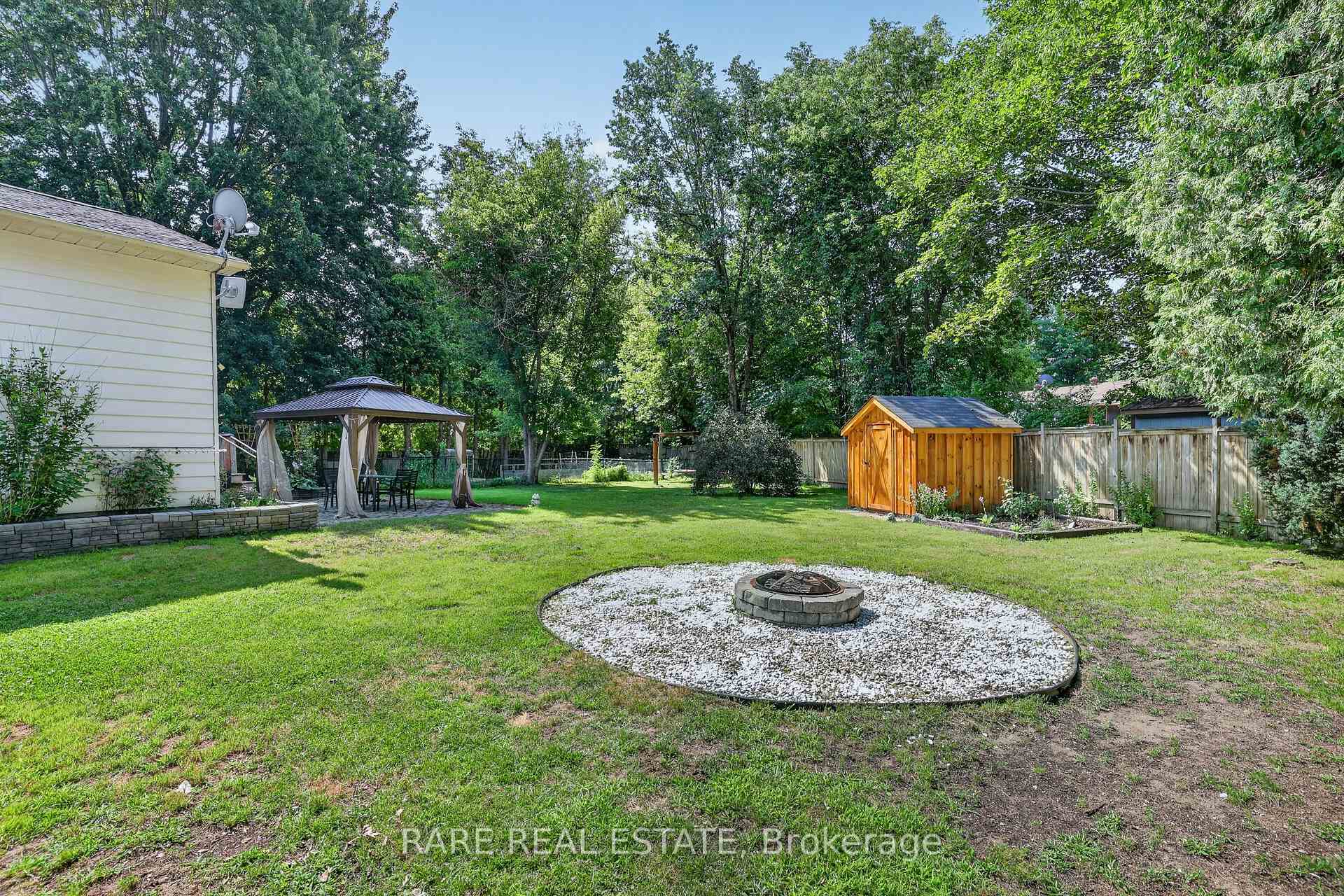 Photo 35 of 14 Pineway Court, Clearview, New Lowell — HOMEH
