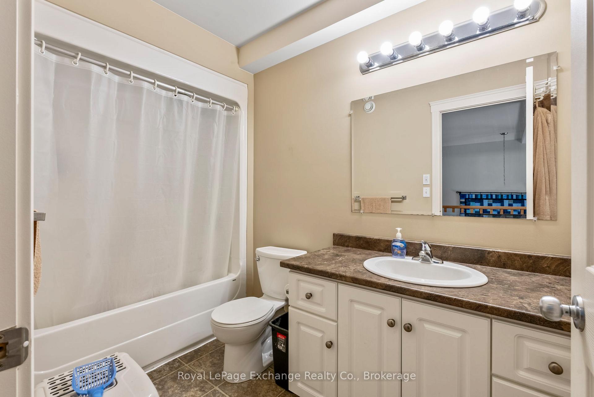 Photo 16 of Unit 8, 433 Queen Street, Kincardine — HOMEH