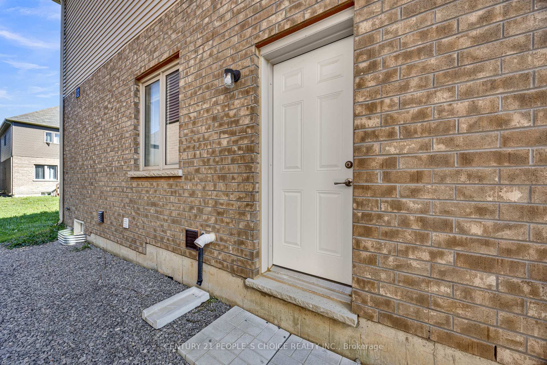 Photo 73 of 16 Flagg Avenue, Brant, Paris — HOMEH