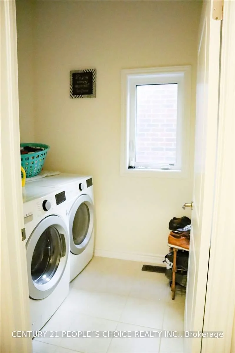 Photo 4 of 16 Flagg Avenue, Brant, Paris — HOMEH
