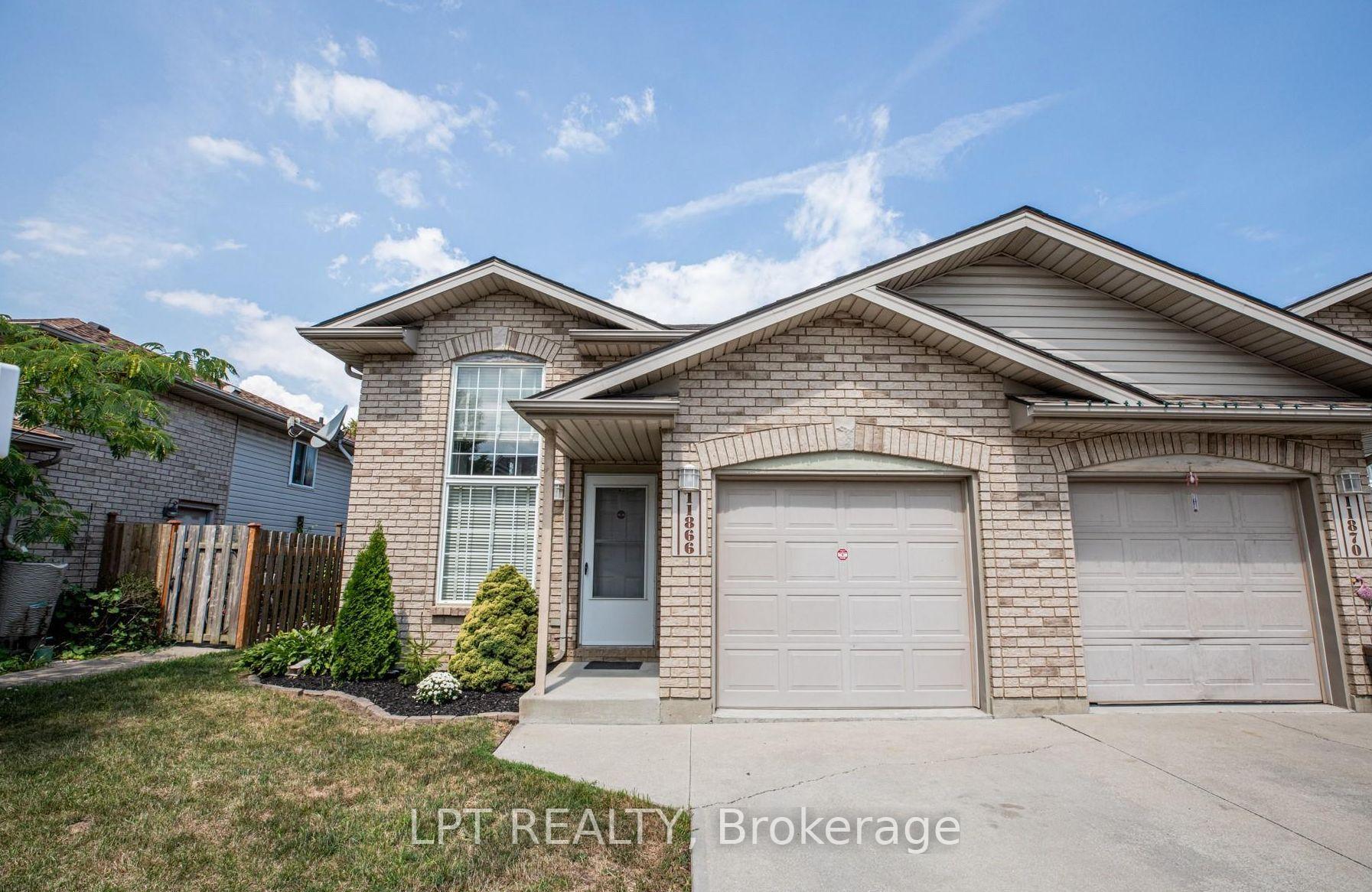 Photo 2 of 11866 Brouillette Court, Tecumseh — HOMEH