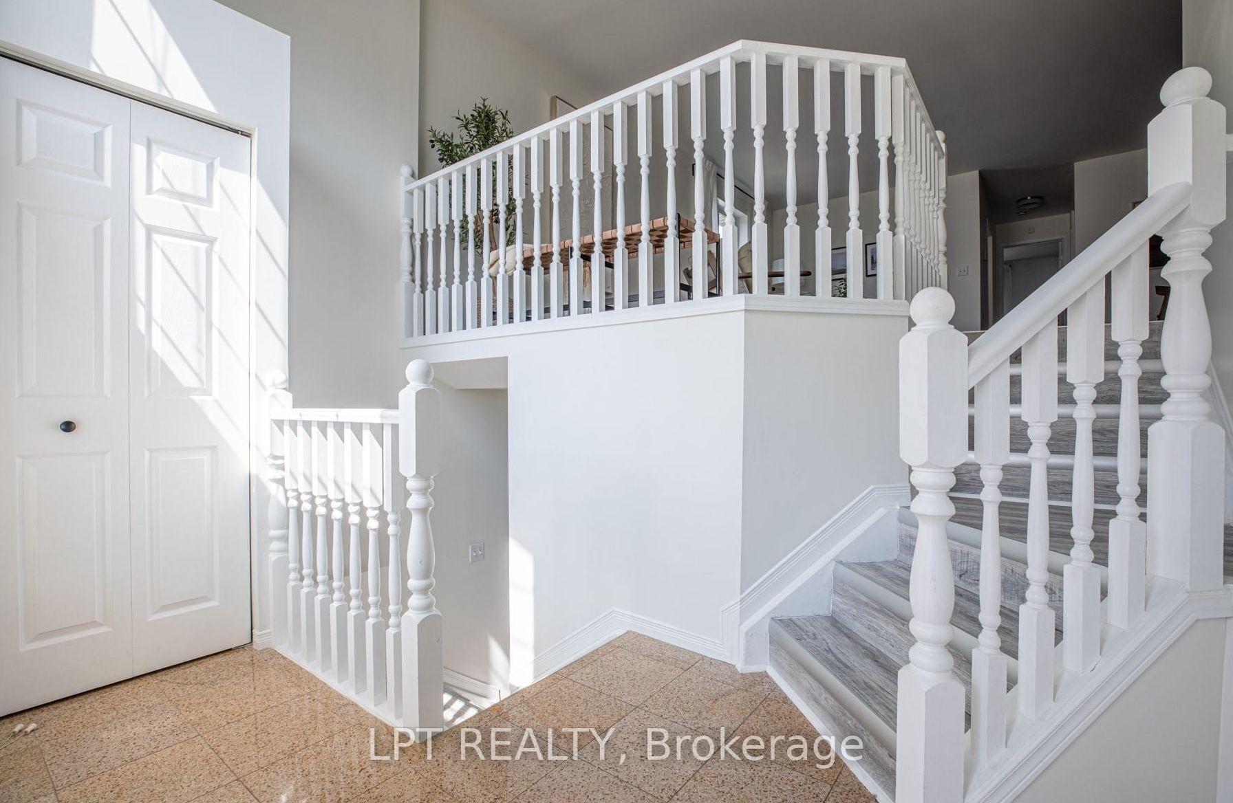 Photo 4 of 11866 Brouillette Court, Tecumseh — HOMEH
